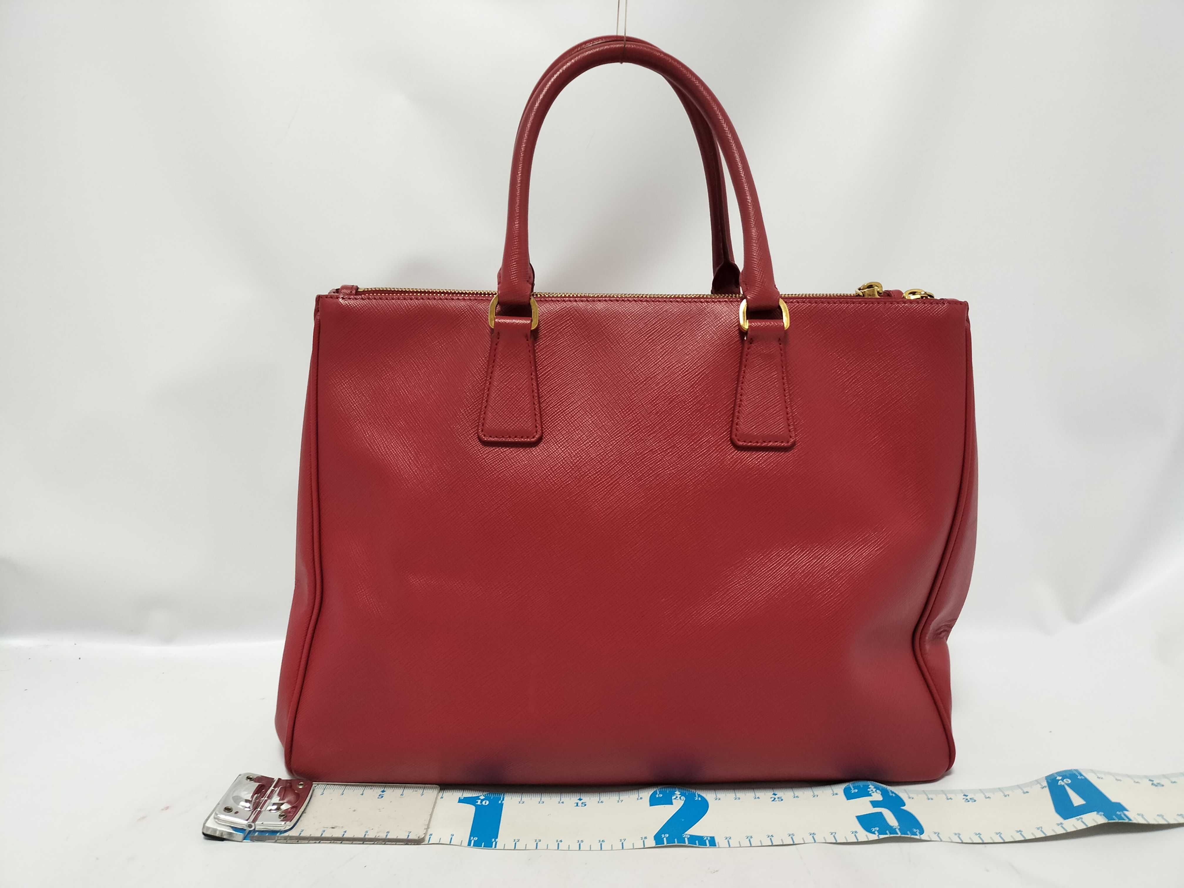 Saffiano Lux Red BN1786 Handbag — view 2