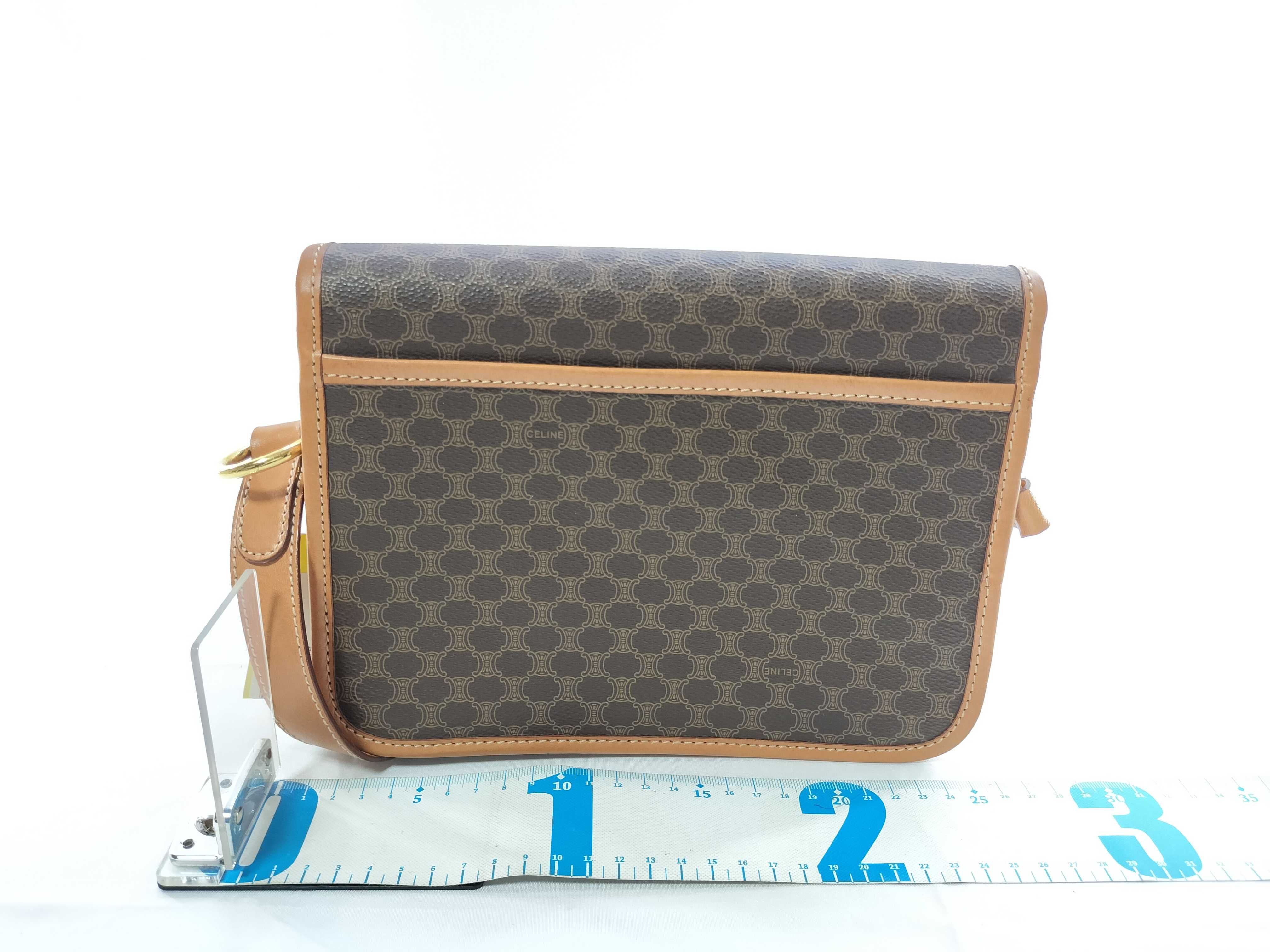 PVC x Leather Brown Gold Hardware Shoulder Bag — view 2