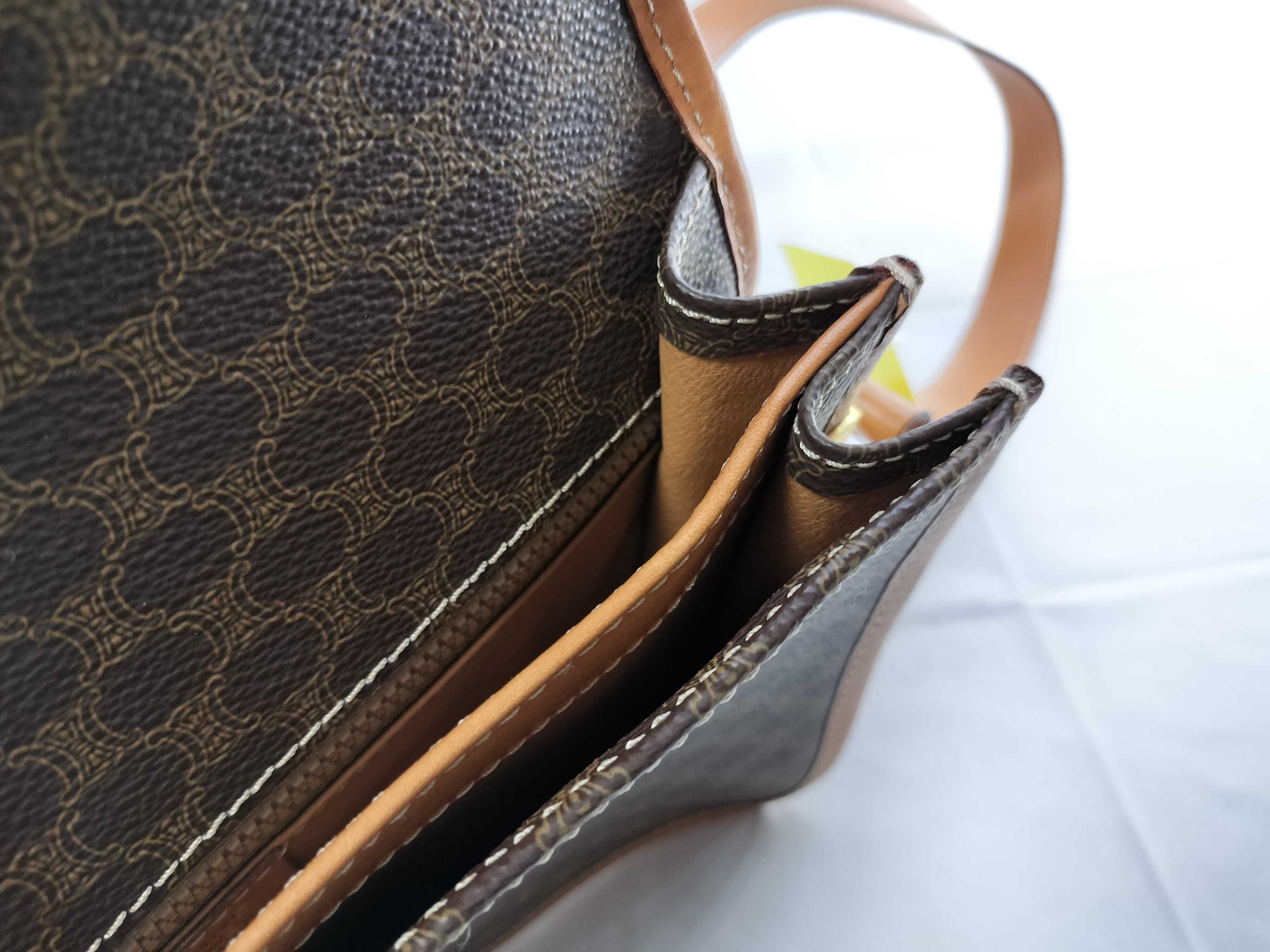 PVC x Leather Brown Gold Hardware Shoulder Bag — view 9