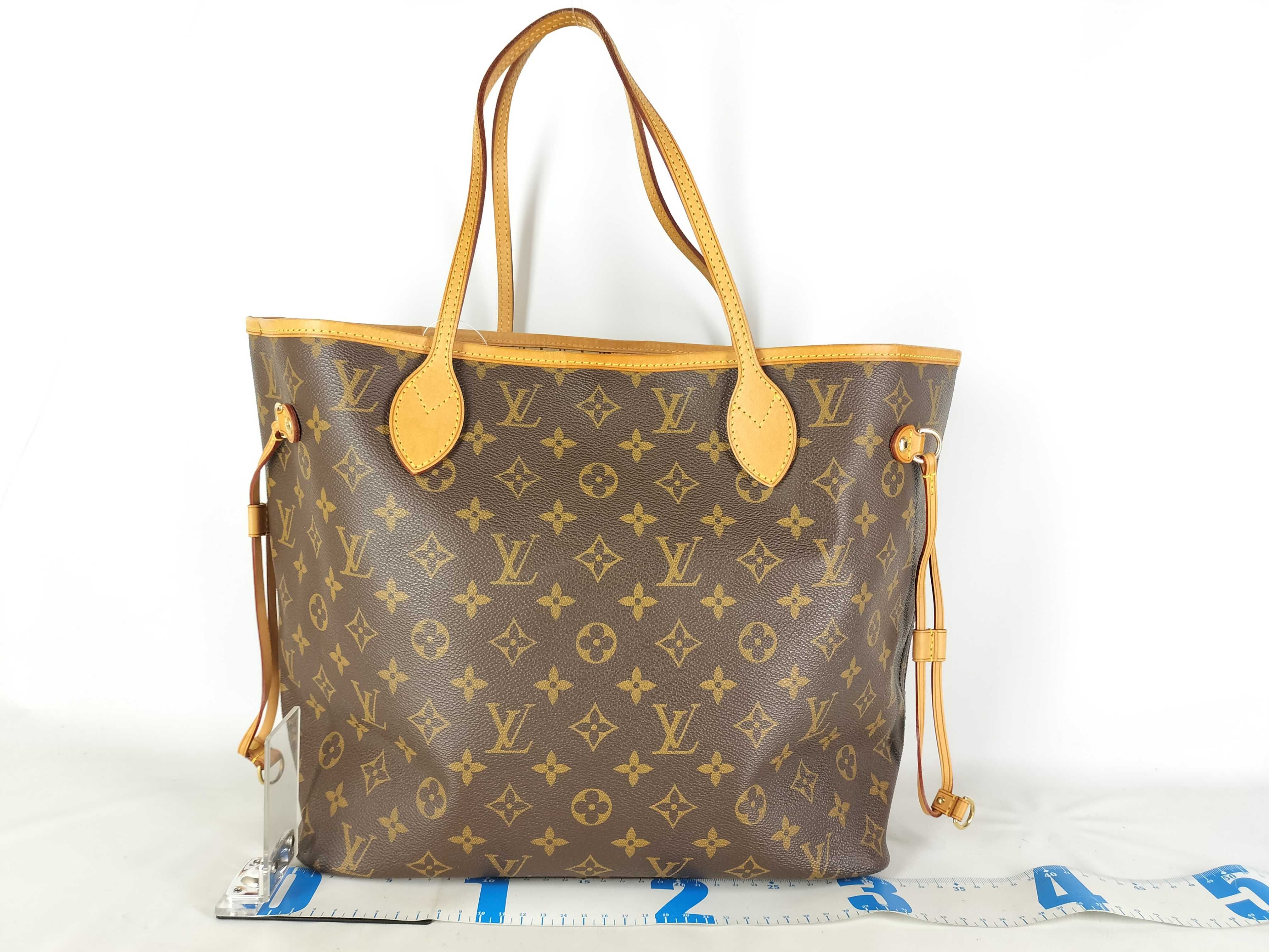 Monogram M40156 Neverfull MM Tote Bag — view 2