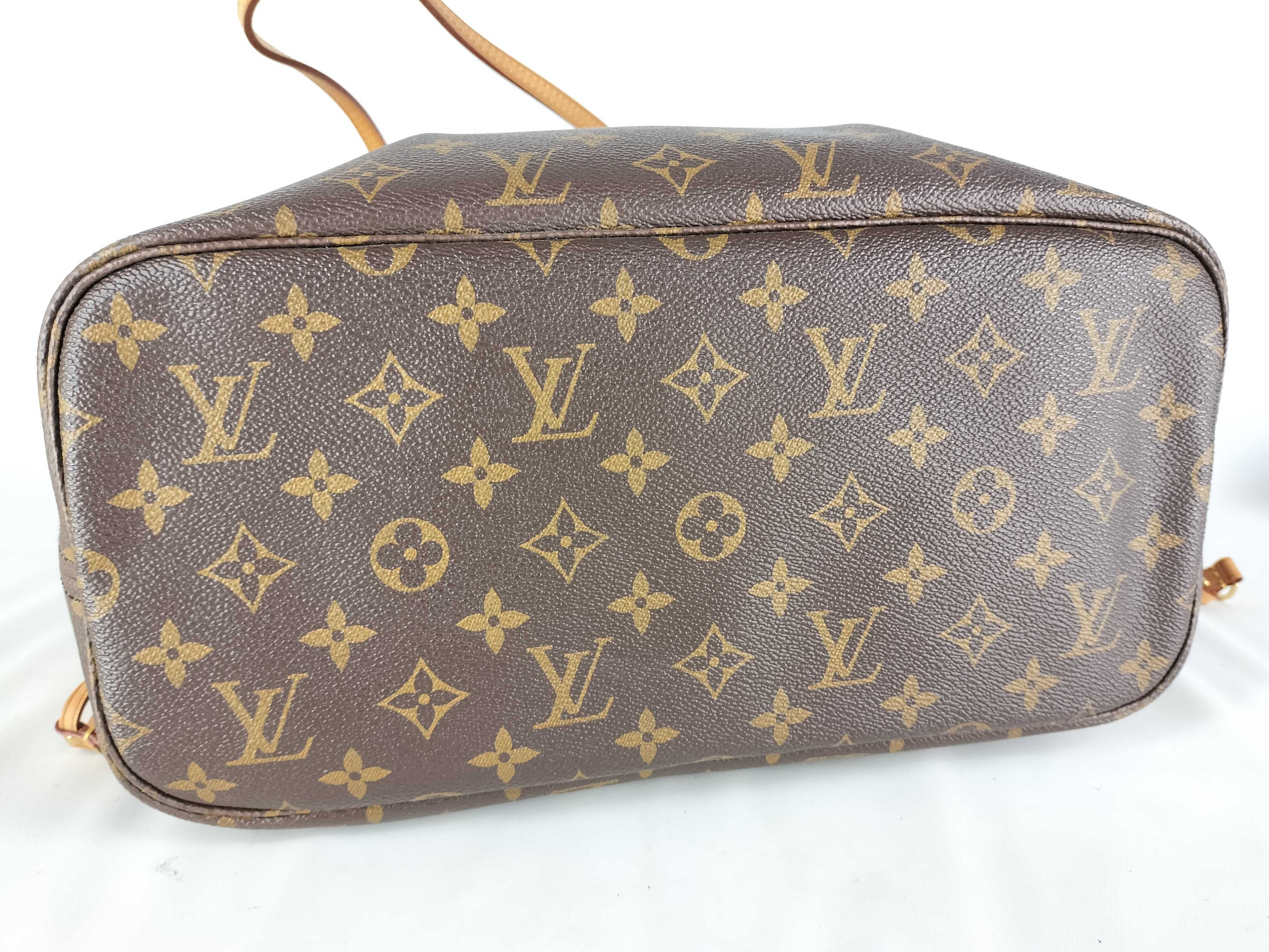 Monogram M40156 Neverfull MM Tote Bag — view 4