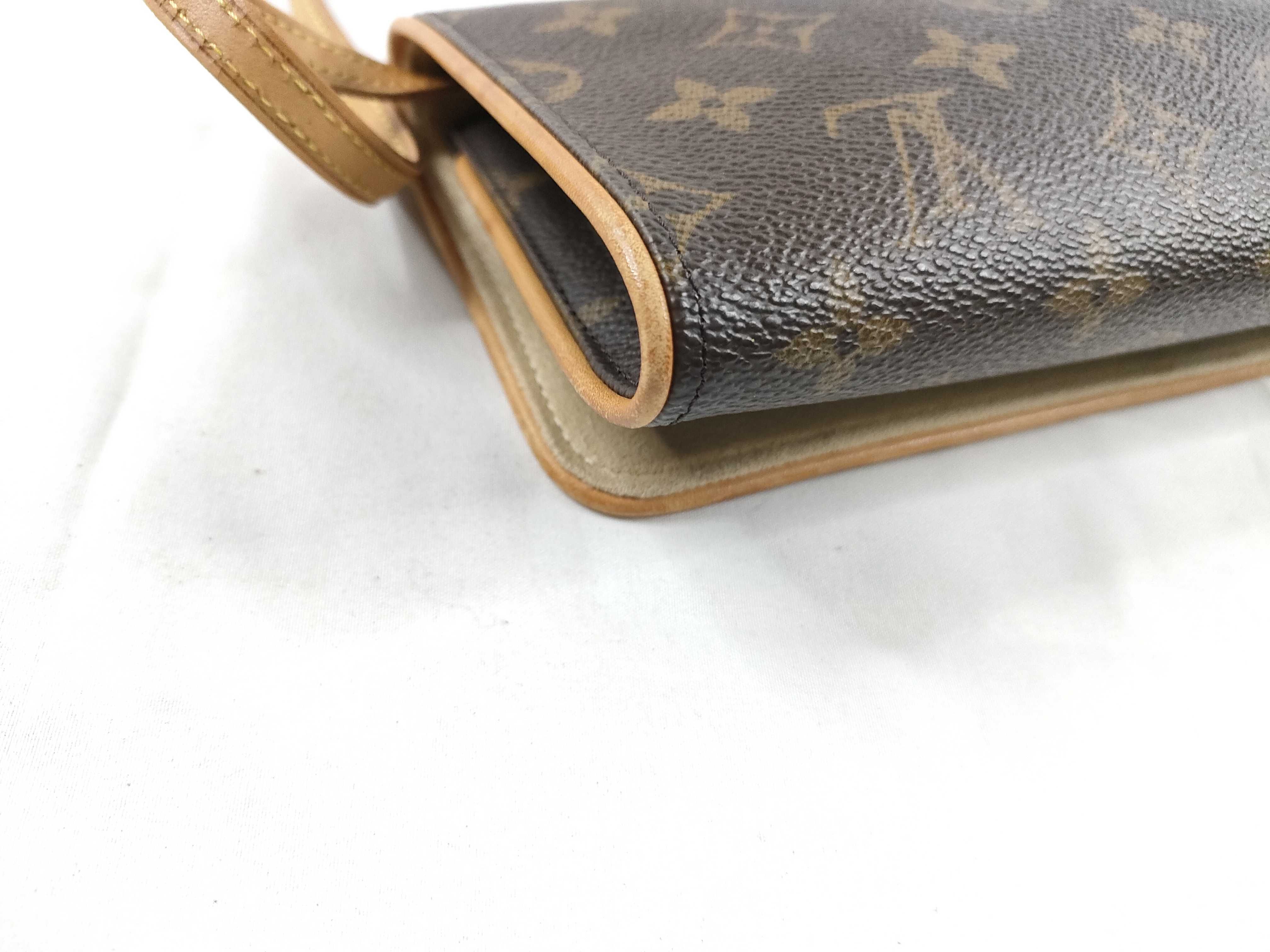 Monogram Pochette Twin GM M51852 FL1011 Brown Shoulder Bag — view 3