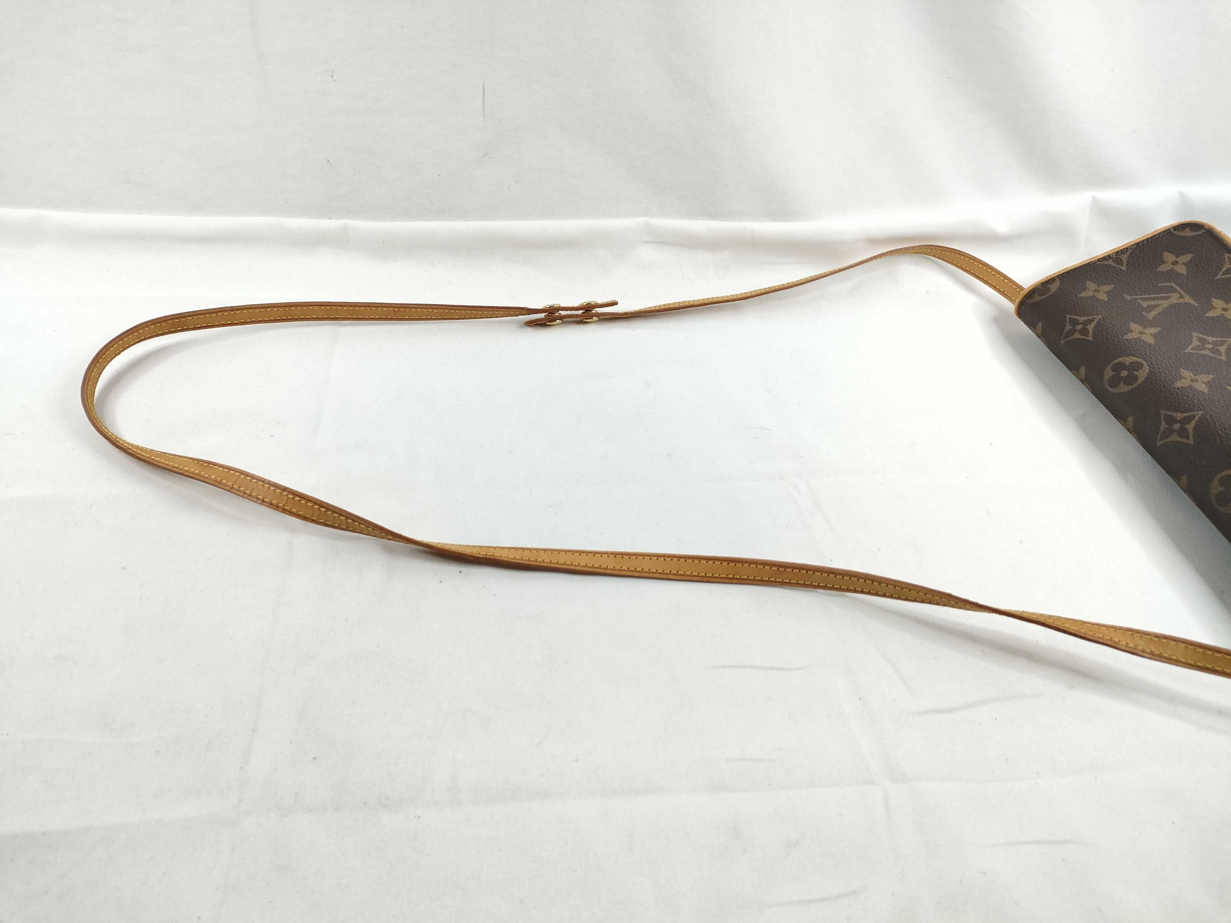 Monogram Pochette Twin GM M51852 FL1011 Brown Shoulder Bag — view 6