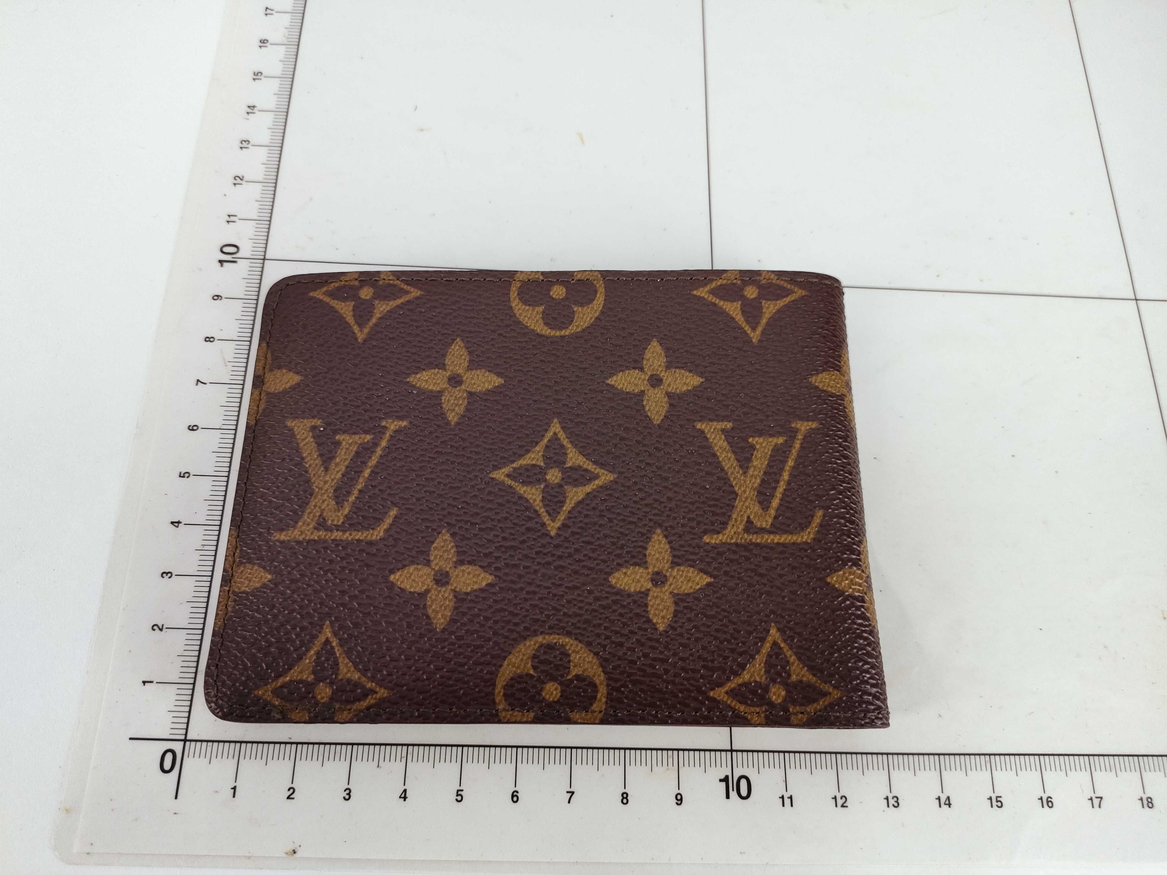 Monogram LV Wallet — view 2