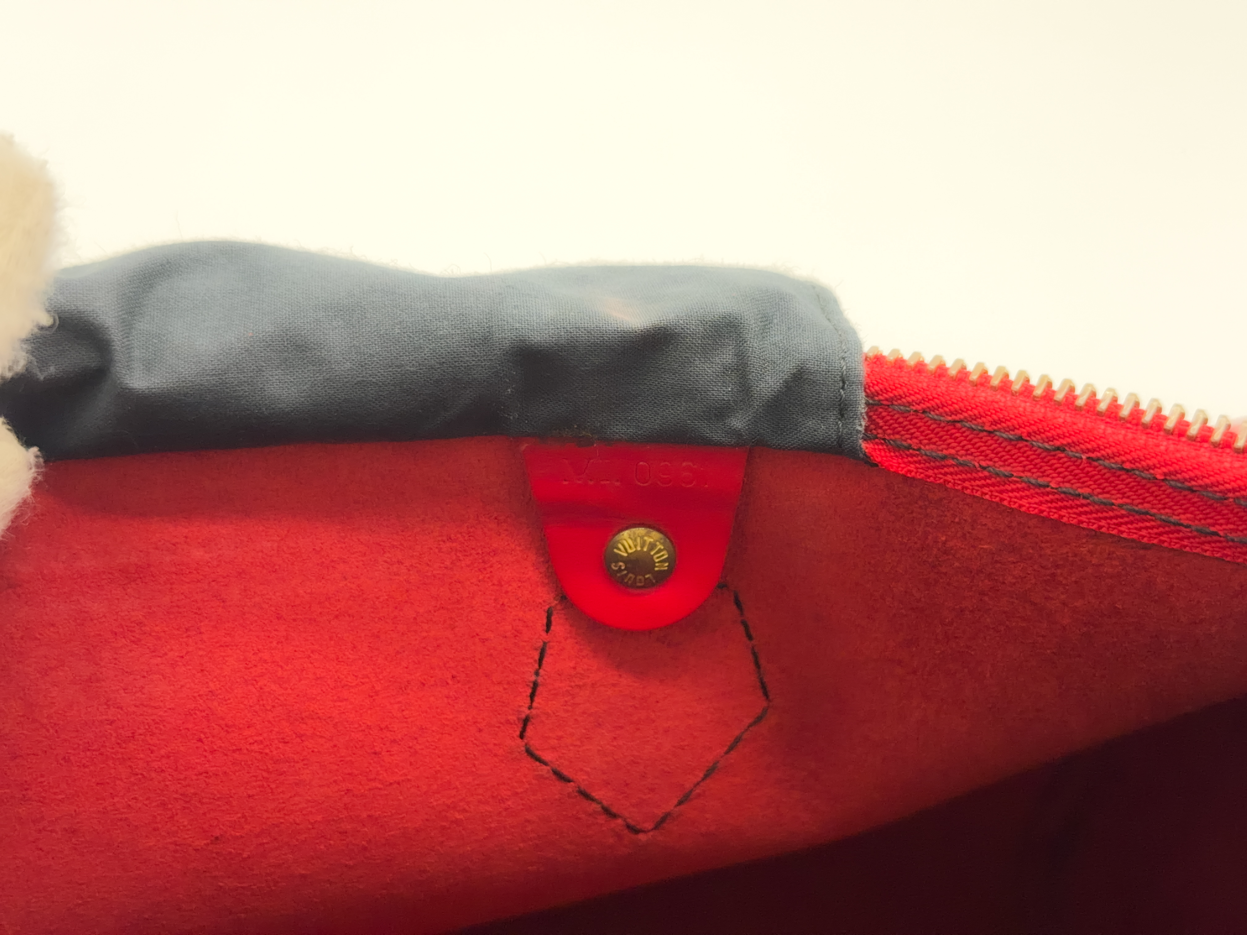 Epi M42987 Speedy 40 Castilian Red VI0961 Boston Bag — view 15