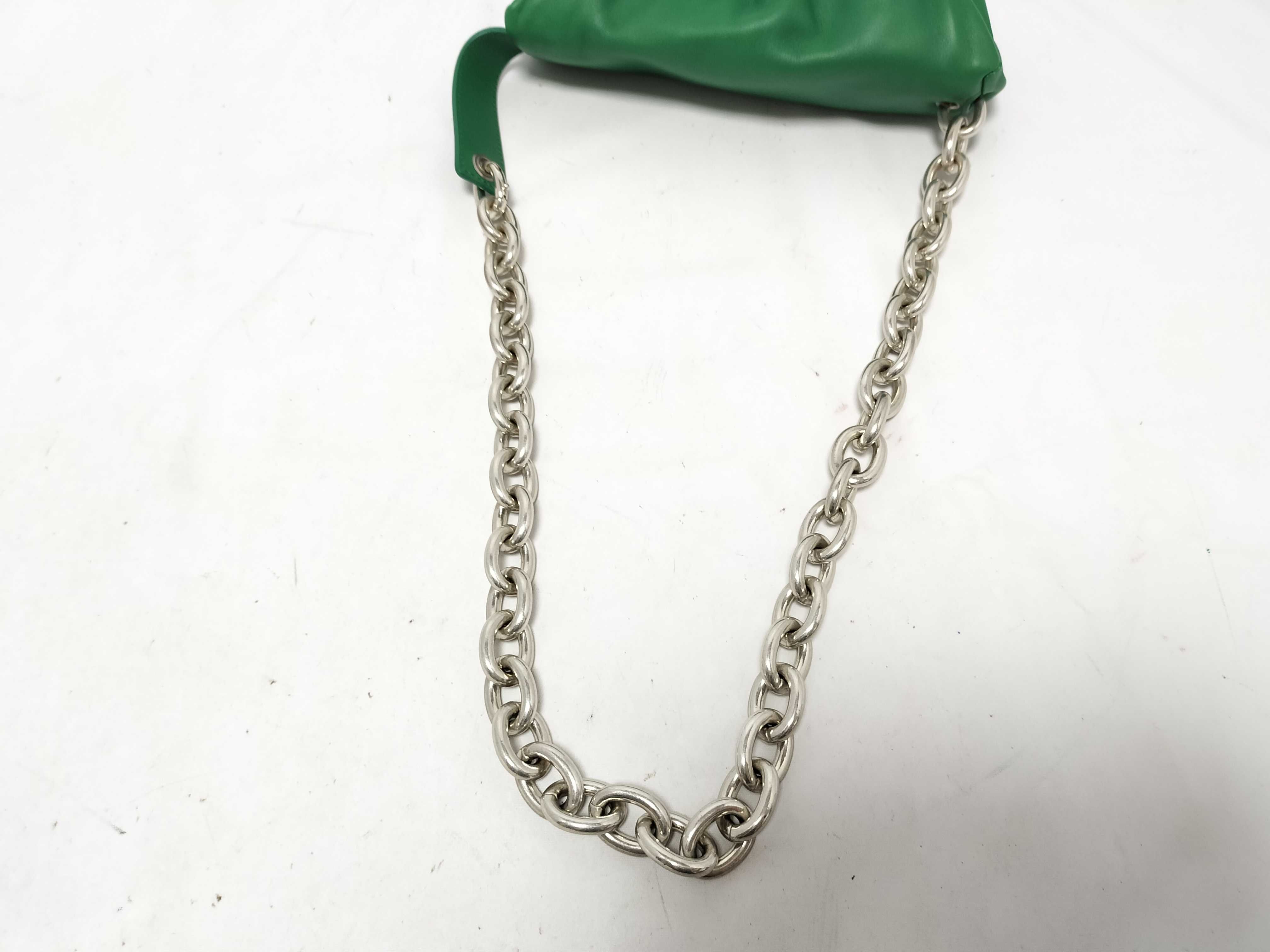 The Chain Pouch Green Waist Bag — view 4