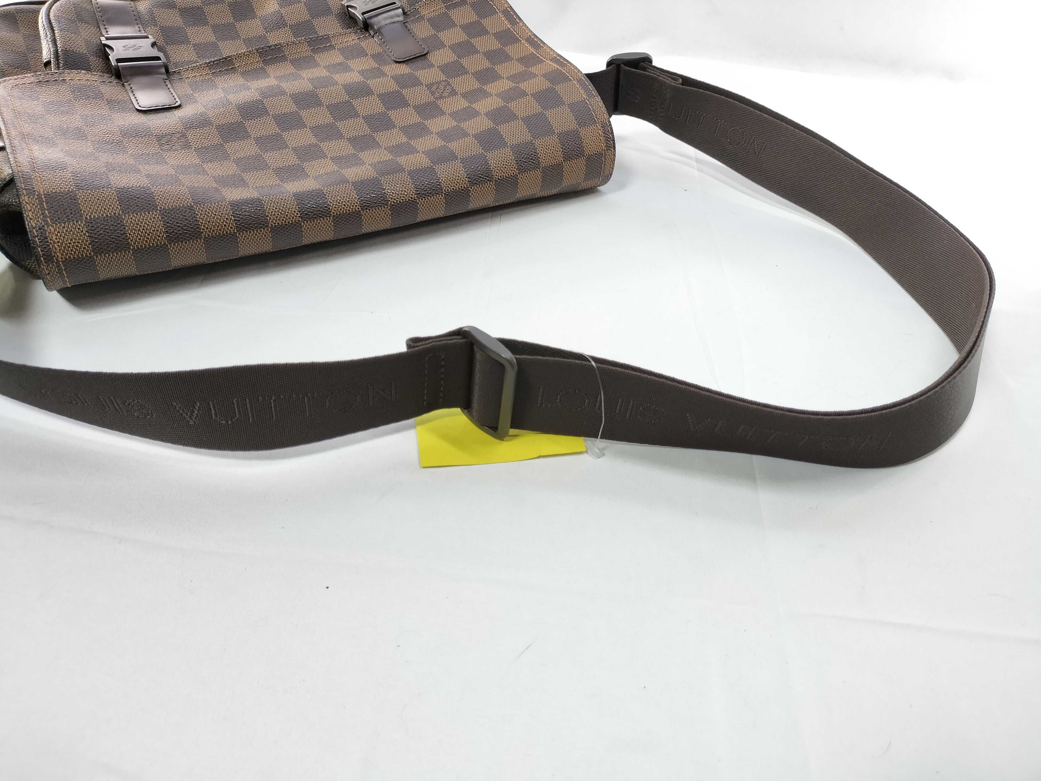 Damier N51125 Messenger Melville Shoulder Bag — view 3