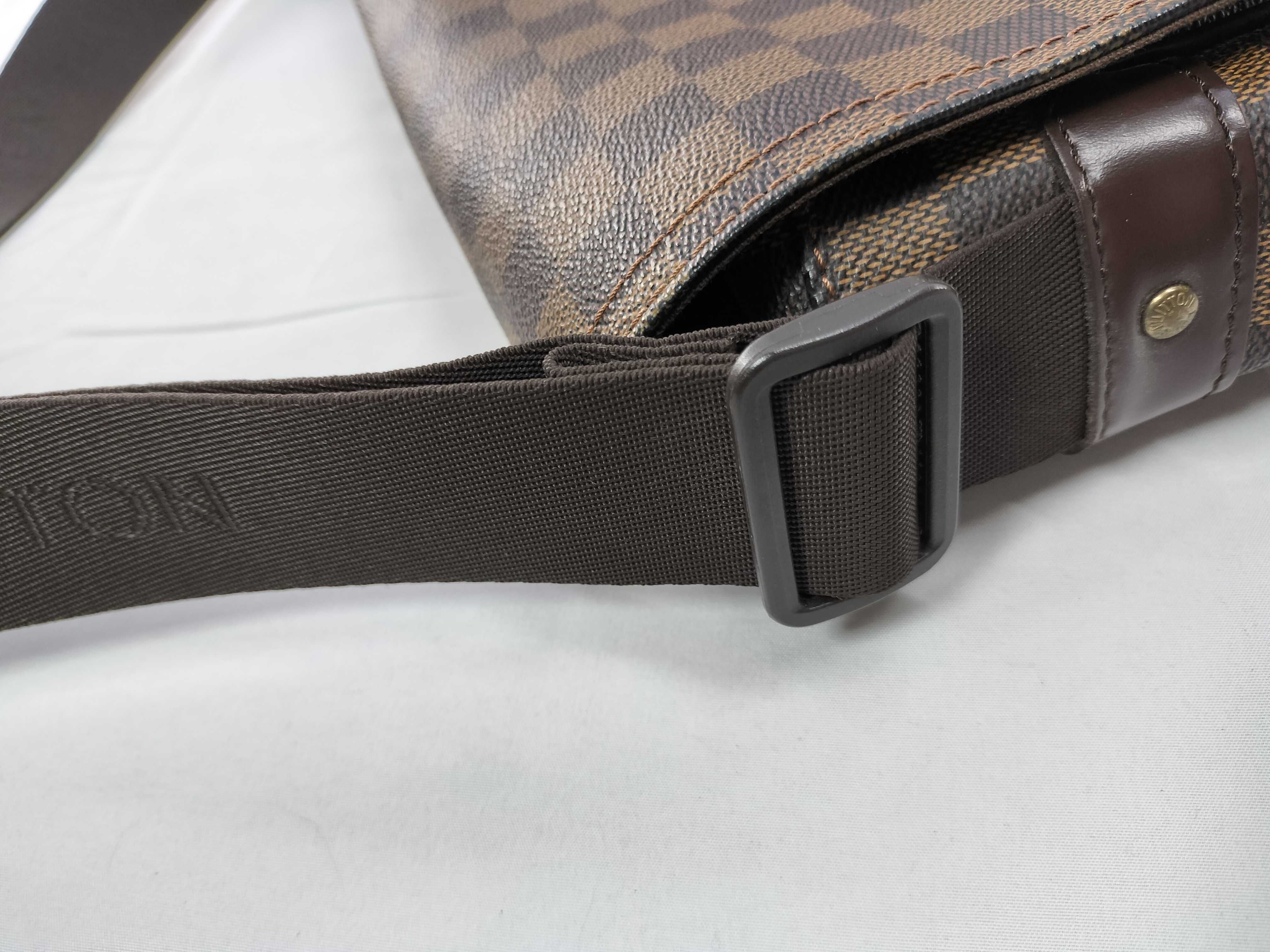 Damier N51125 Messenger Melville Shoulder Bag — view 4