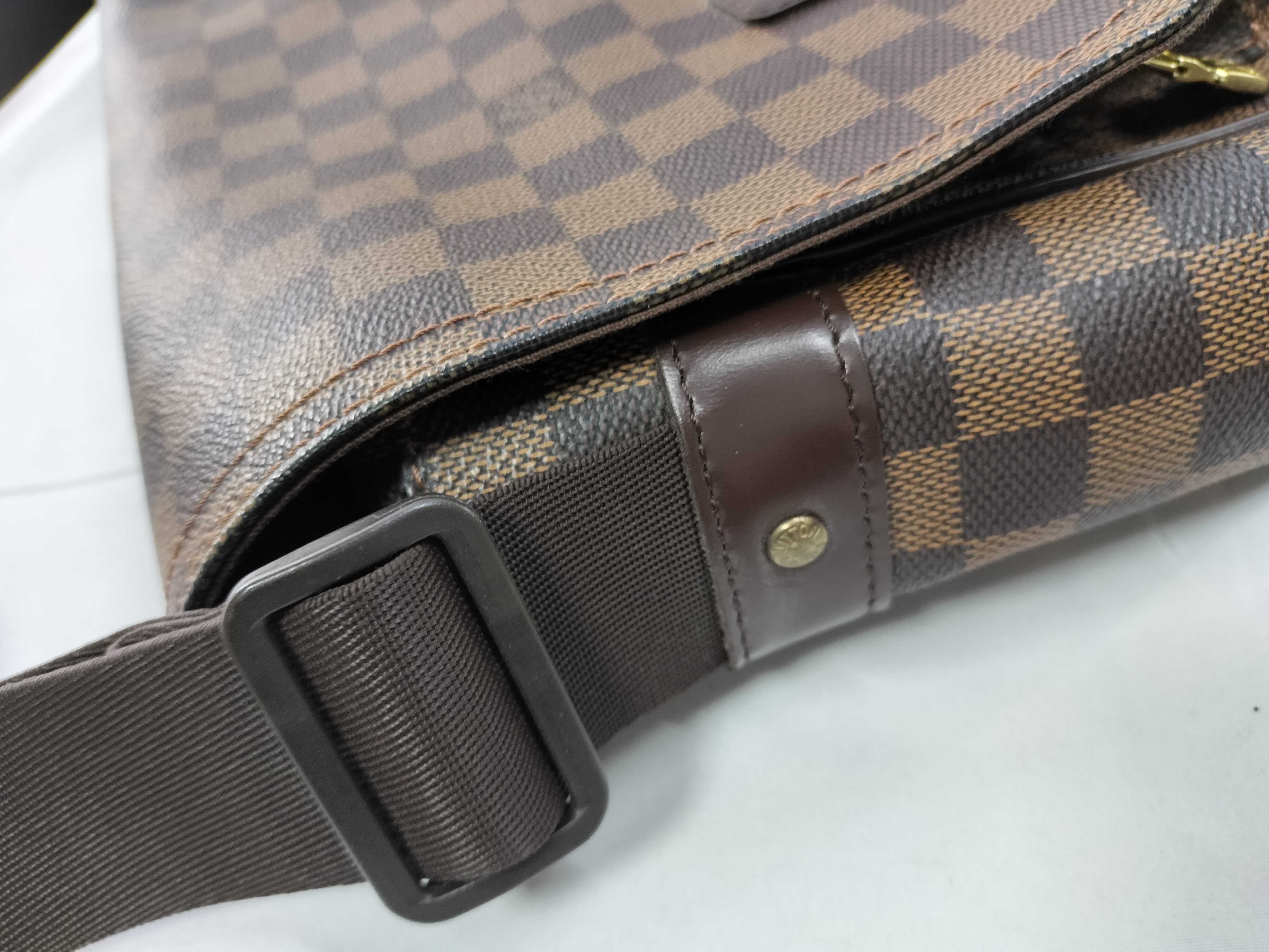 Damier N51125 Messenger Melville Shoulder Bag — view 5