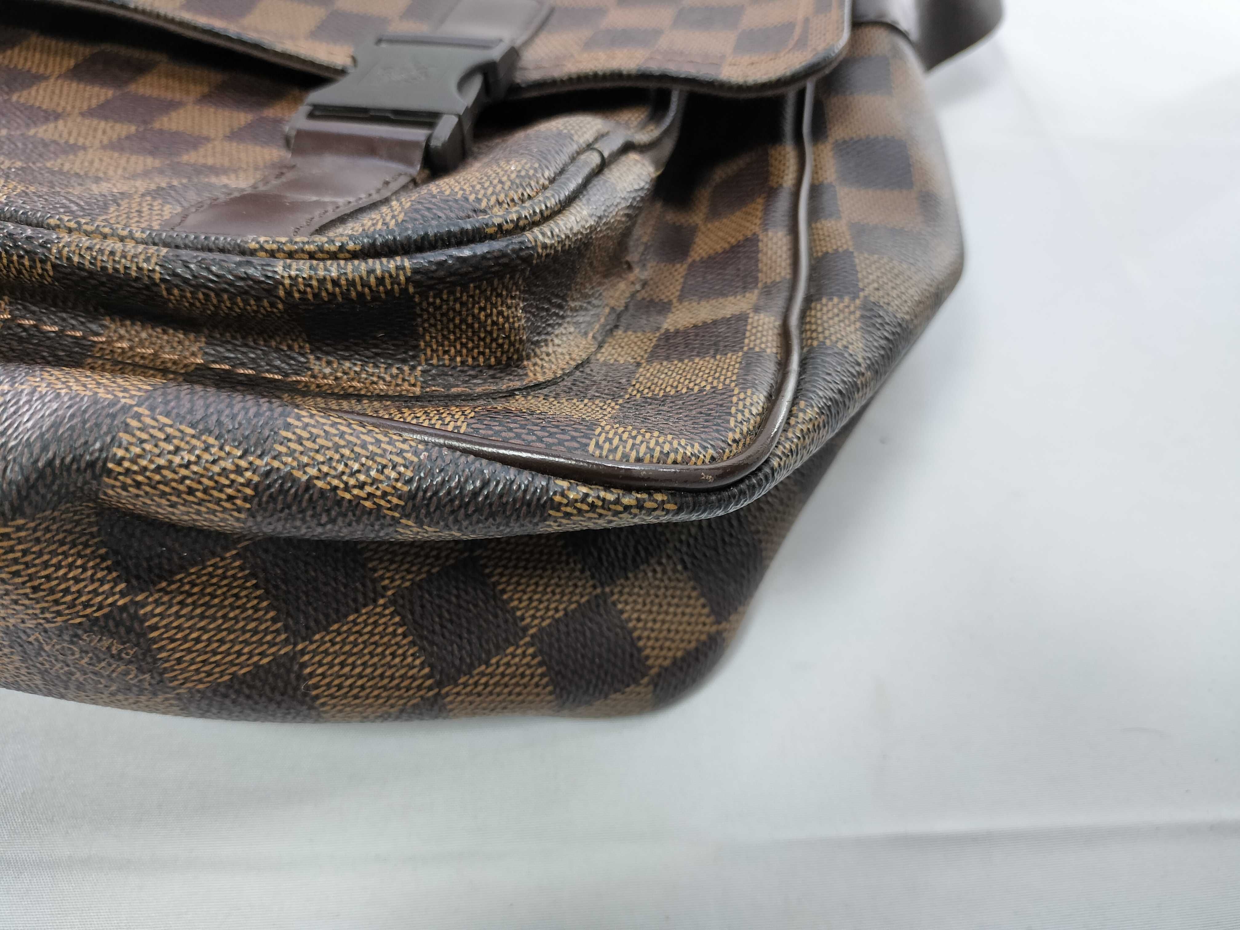 Damier N51125 Messenger Melville Shoulder Bag — view 6
