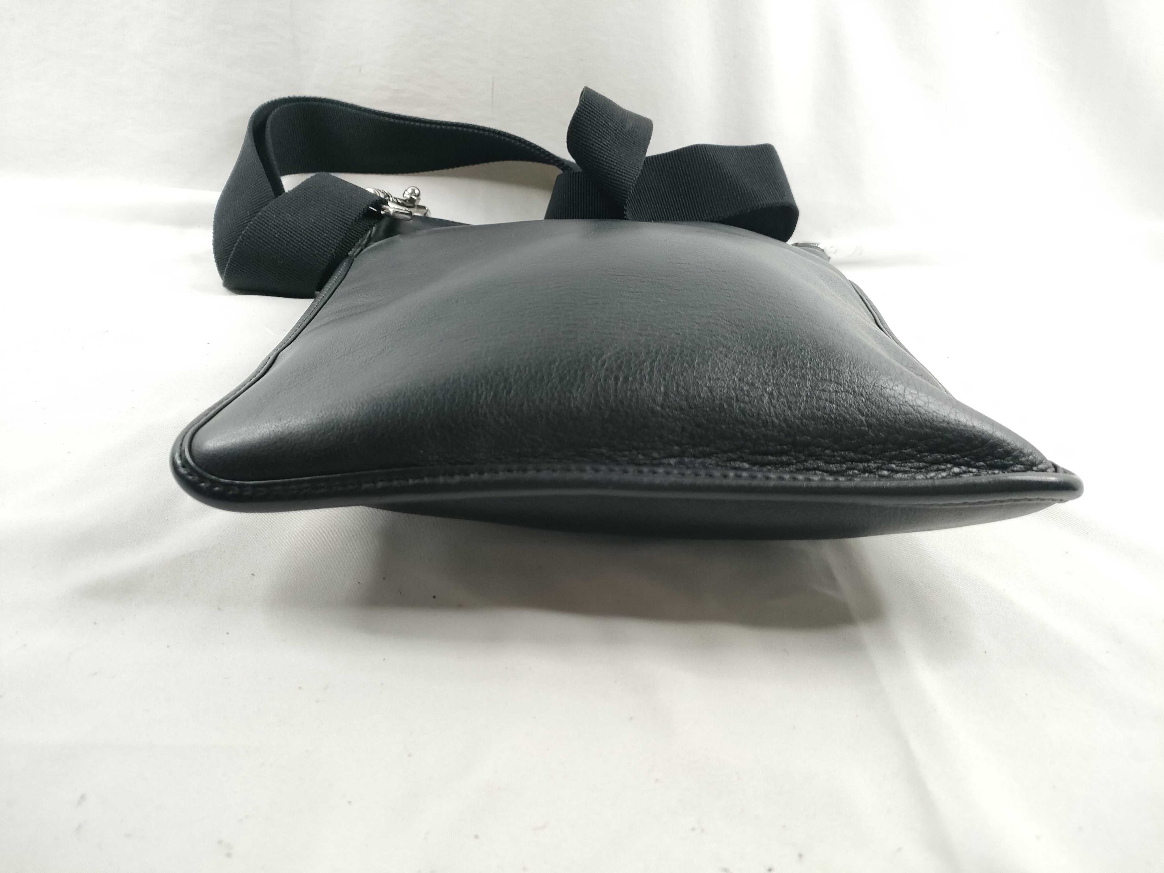 shoulder bag — view 4