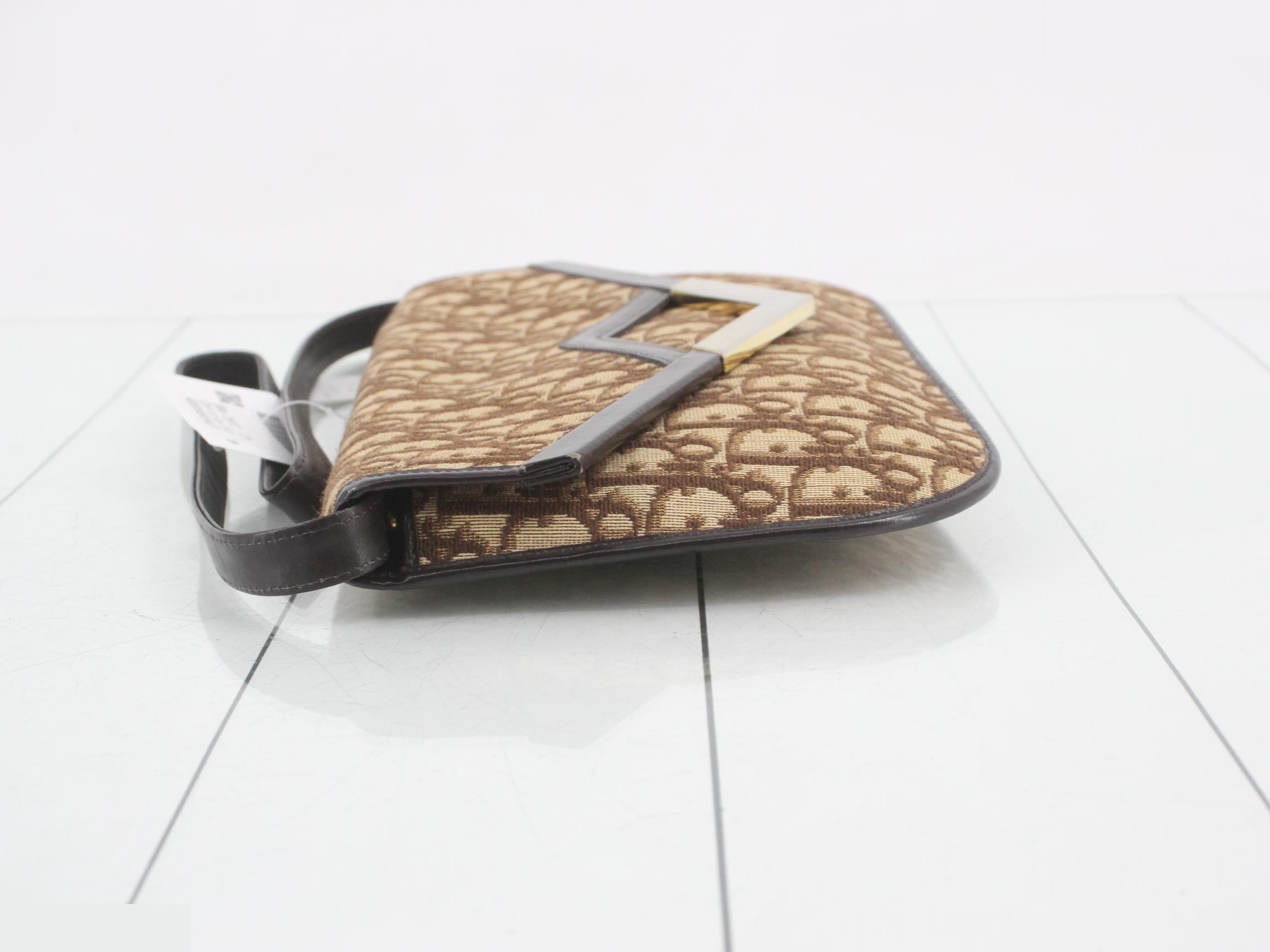 handbag — view 4