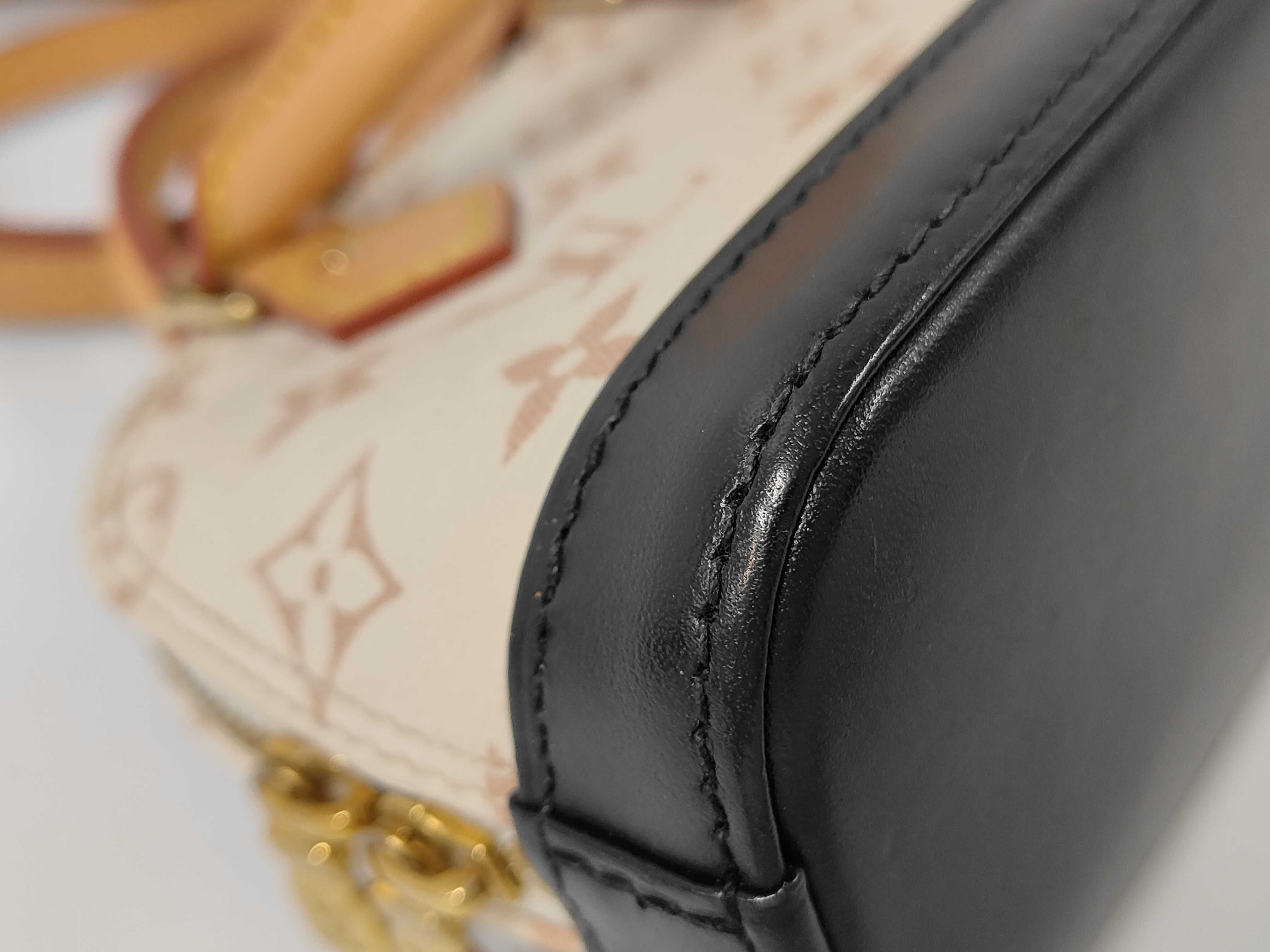 Dune Shoulder Boston Bag — view 4