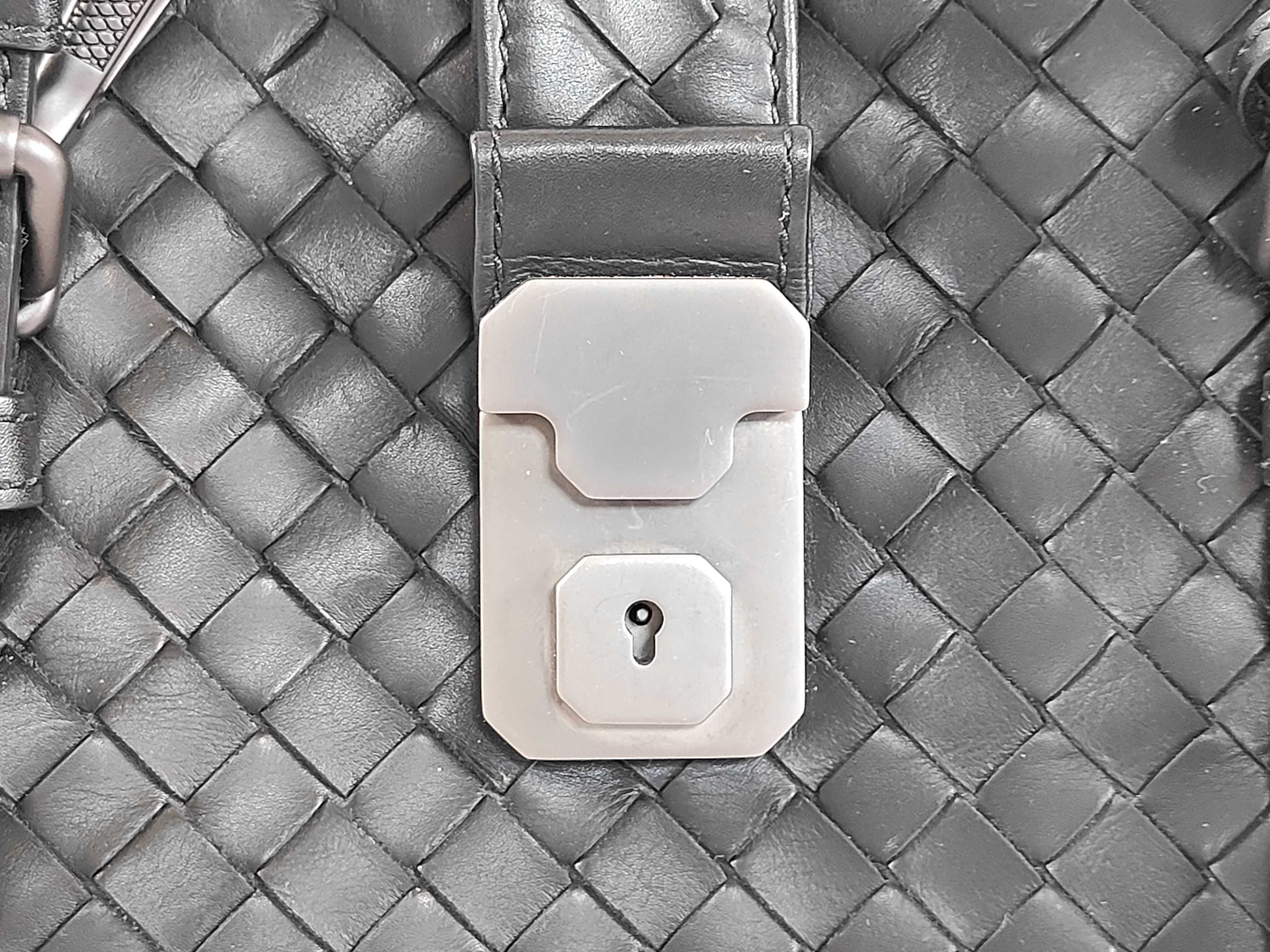 Intrecciato Roma Bag Handbag — view 14