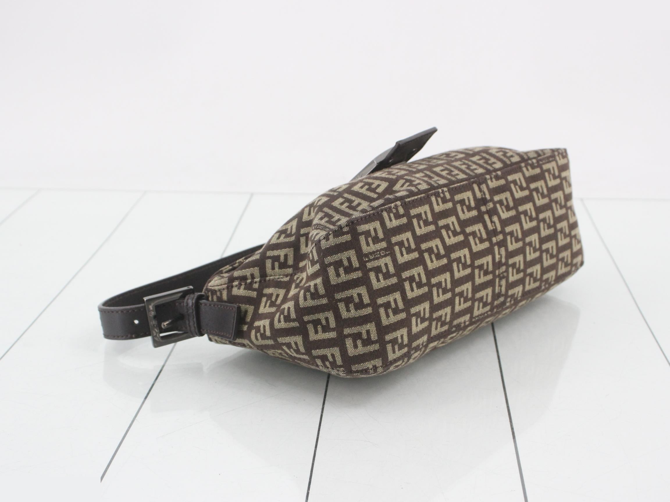 ZUCCA (Bag) - Mamma Bucket Shoulder Bag — view 5