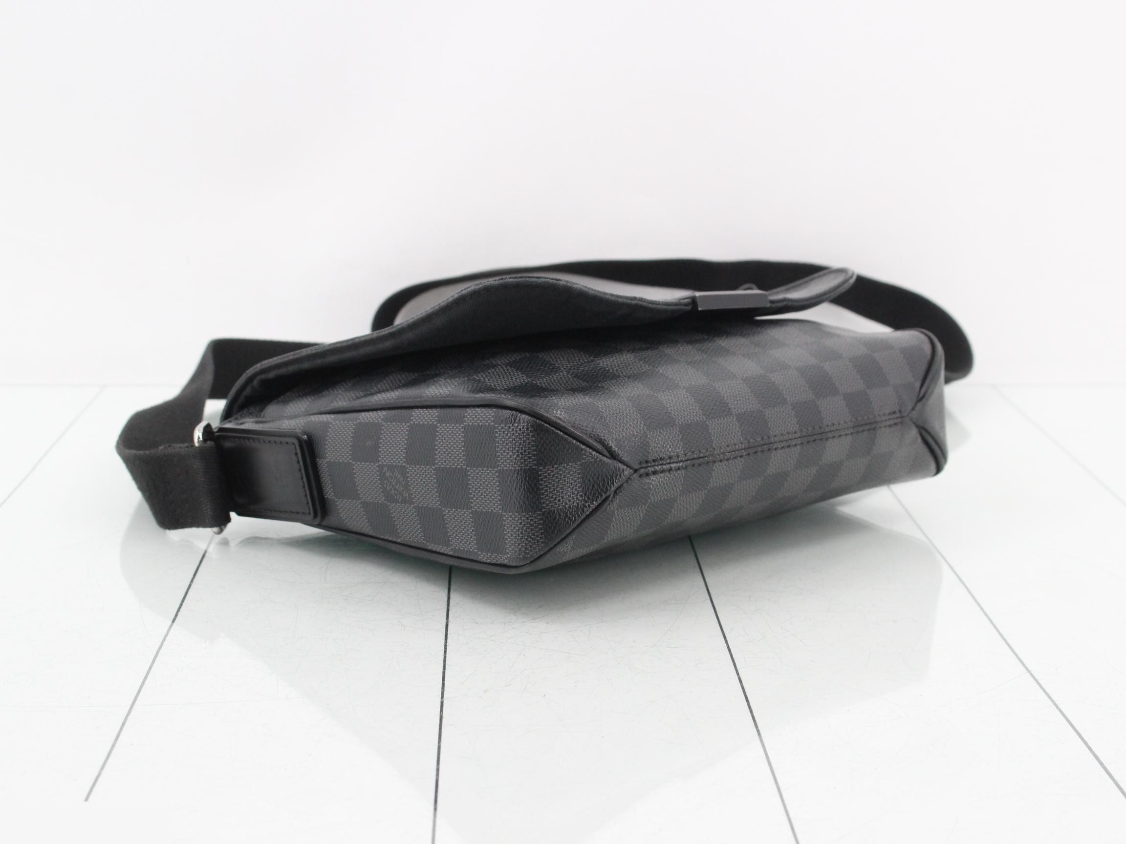 N41260 Damier Graphite District PM — view 5