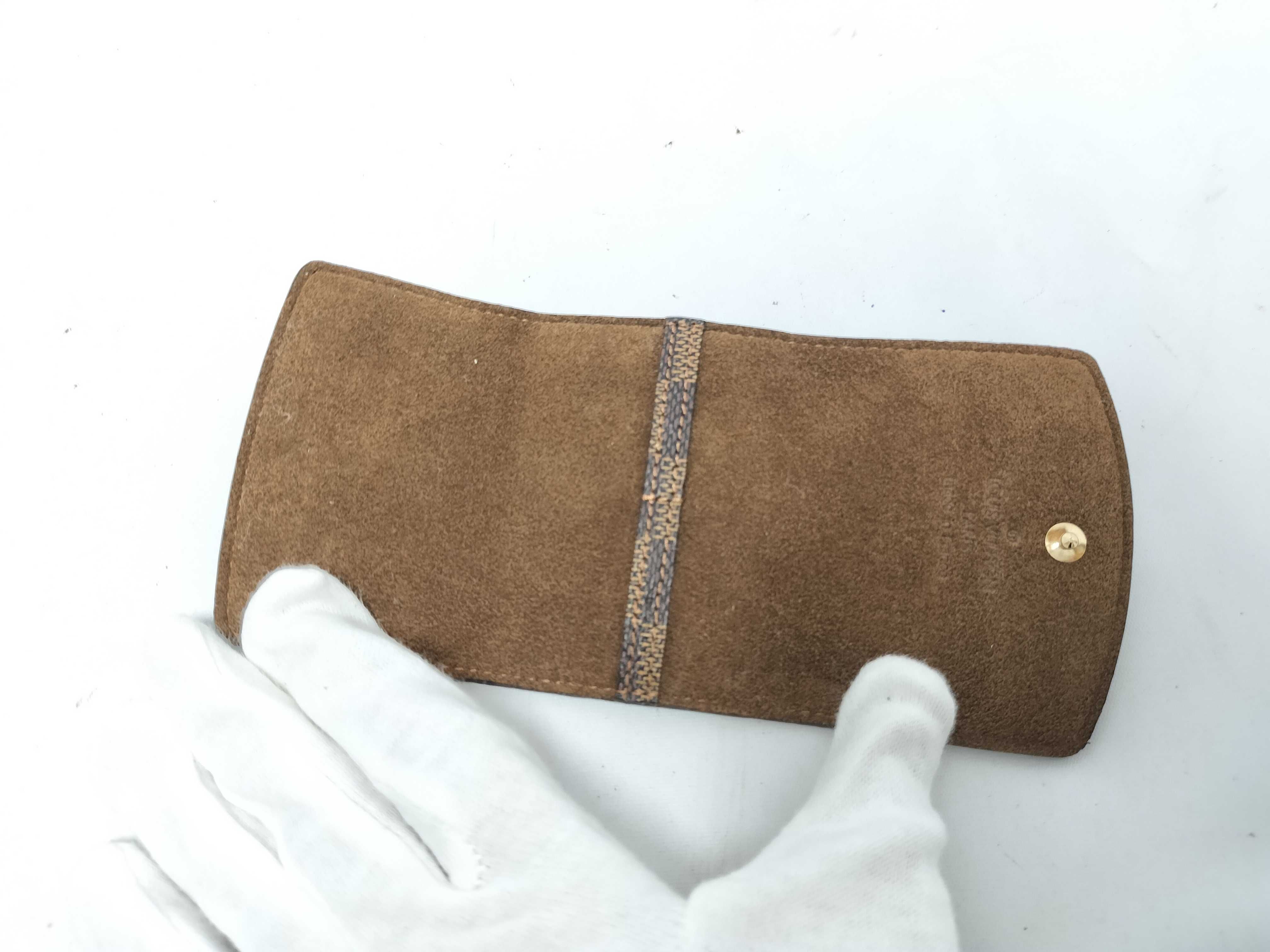 Damier Louis Vuitton Damier Cufflink Case and other accessories — view 8