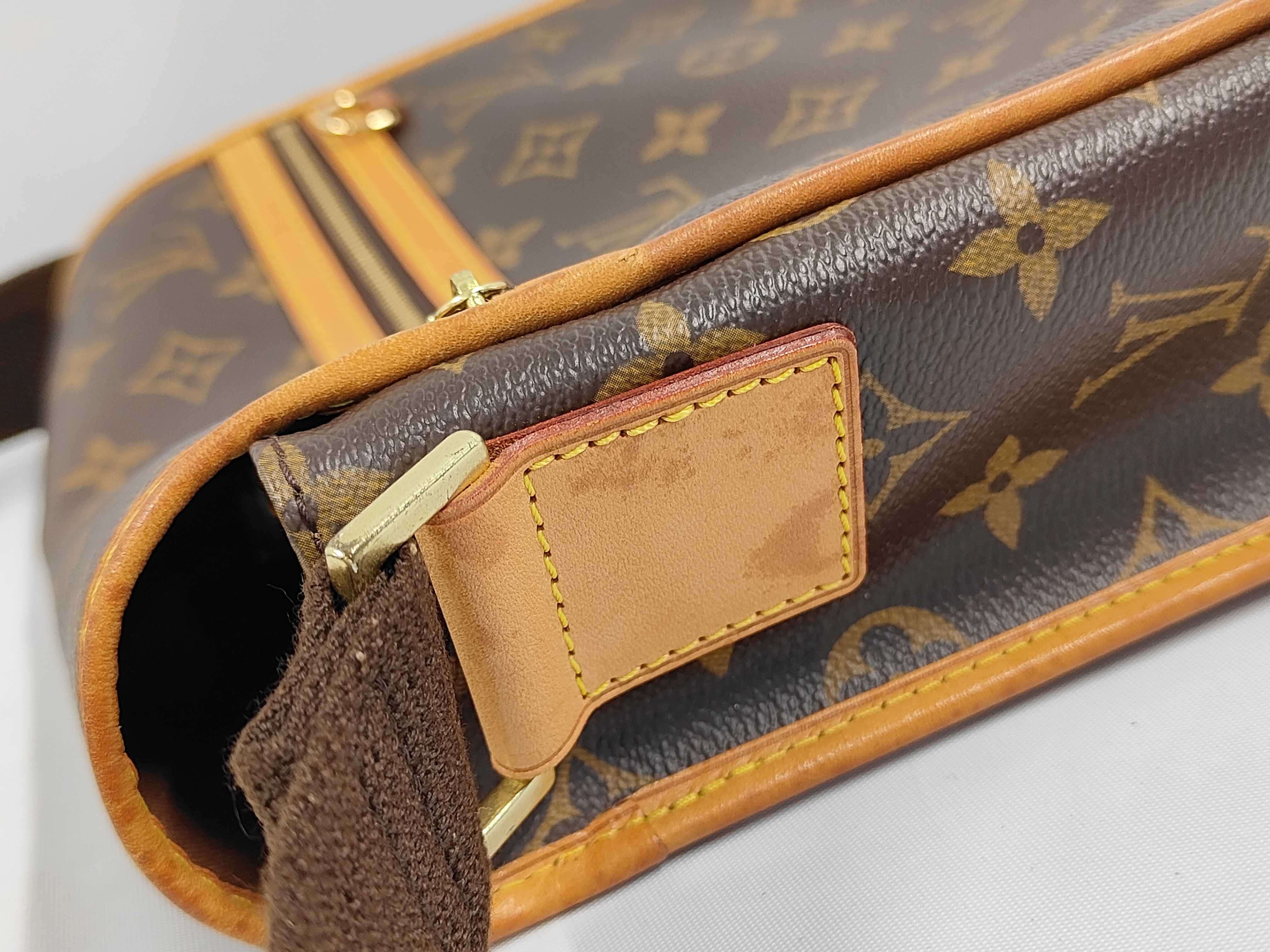 bag, Louis Vuitton Monogram Bosphore PM messenger bag, shoulder bag — view 6