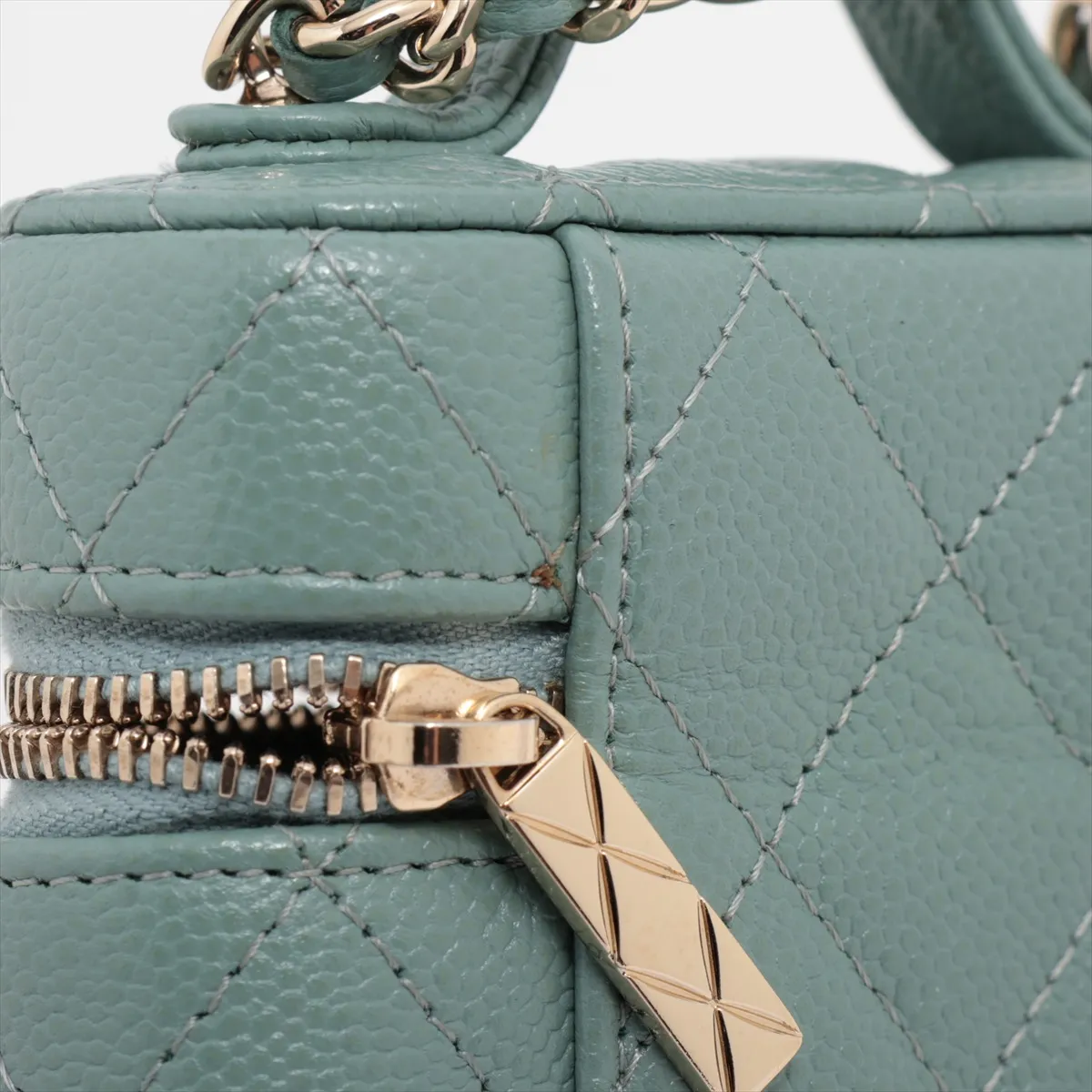 Matelasse caviar skin 2WAY shoulder bag vanity green gold hardware 31881144 31s — view 11