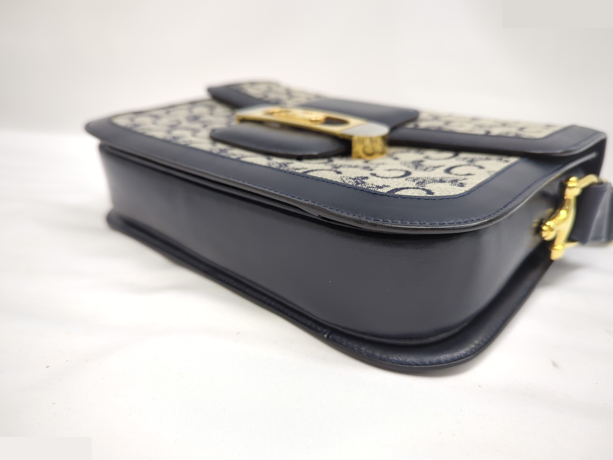 Other lines: Bags and shoulder bags — view 4