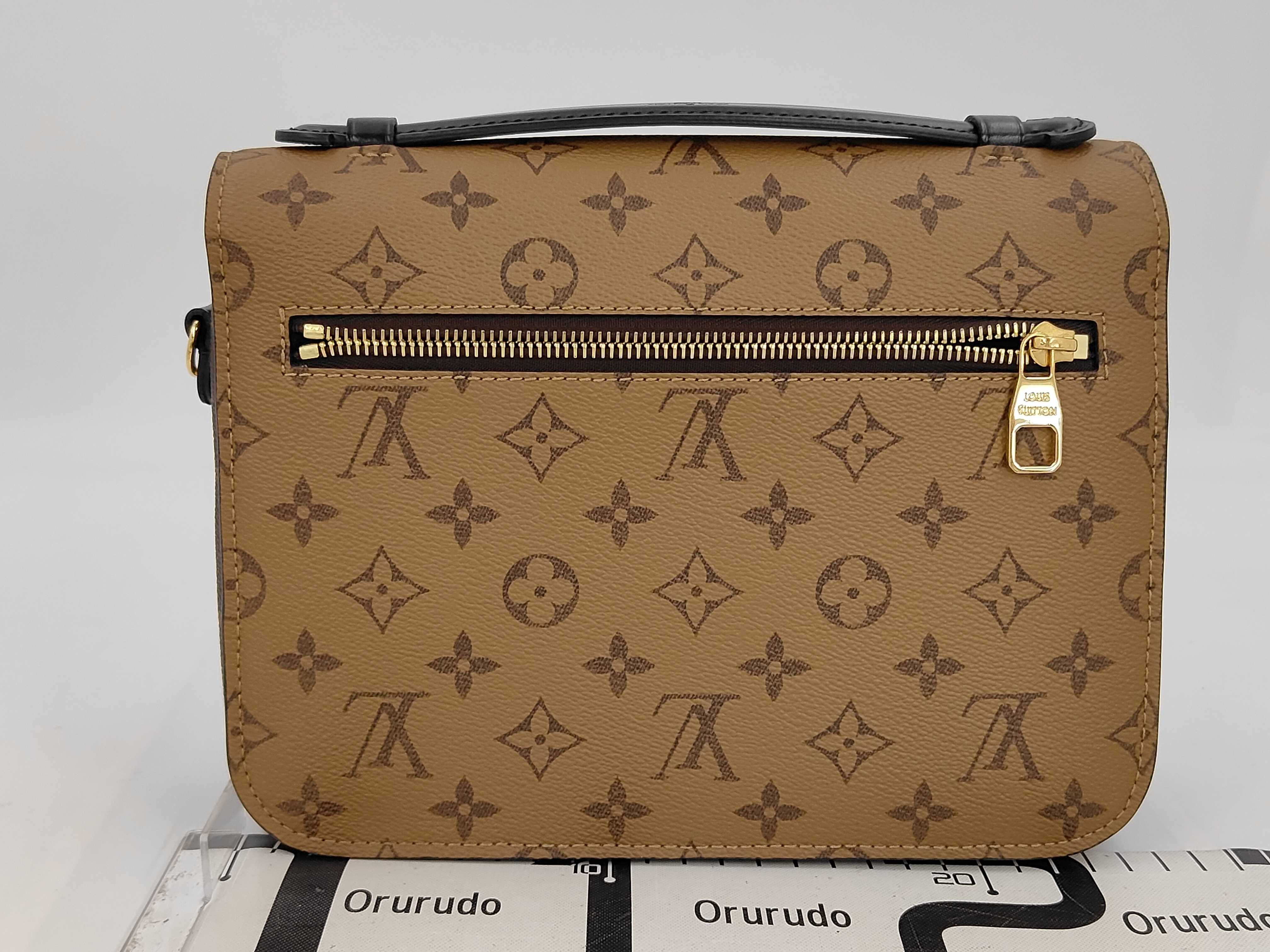 Pochette Metis MM Monogram Reverse M44876 Shoulder Bag — view 2