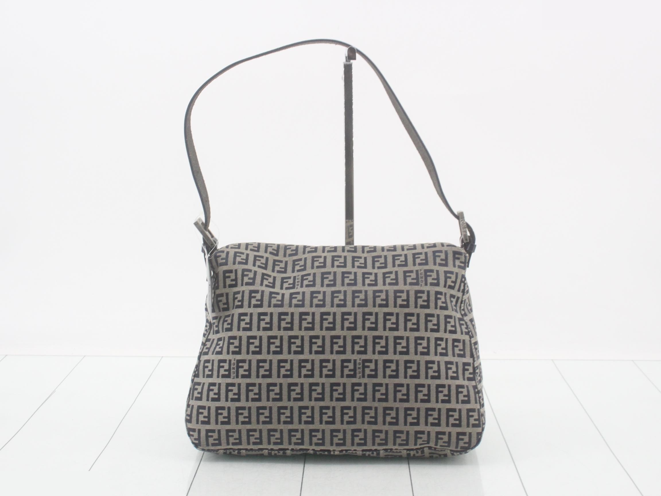 ZUCCA Mamma Bucket Shoulder Bag — view 2
