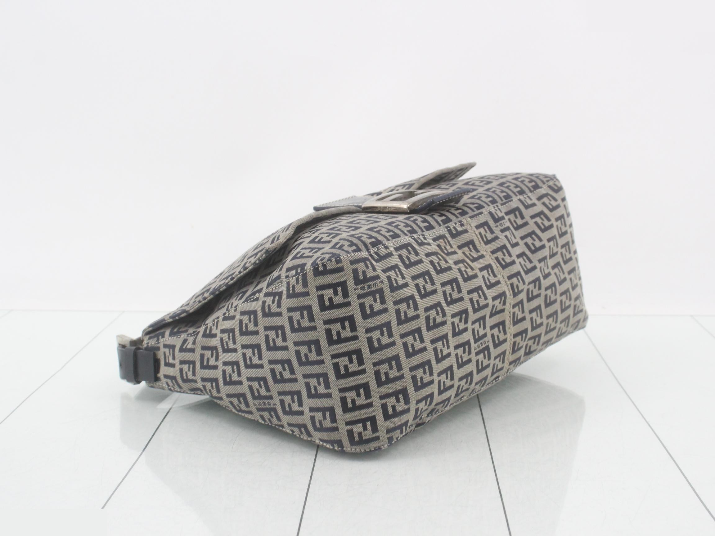 ZUCCA Mamma Bucket Shoulder Bag — view 5