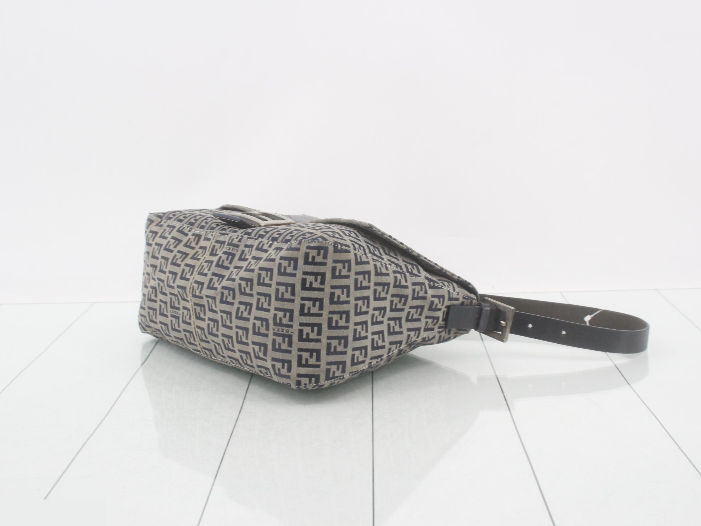 ZUCCA Mamma Bucket Shoulder Bag — view 6