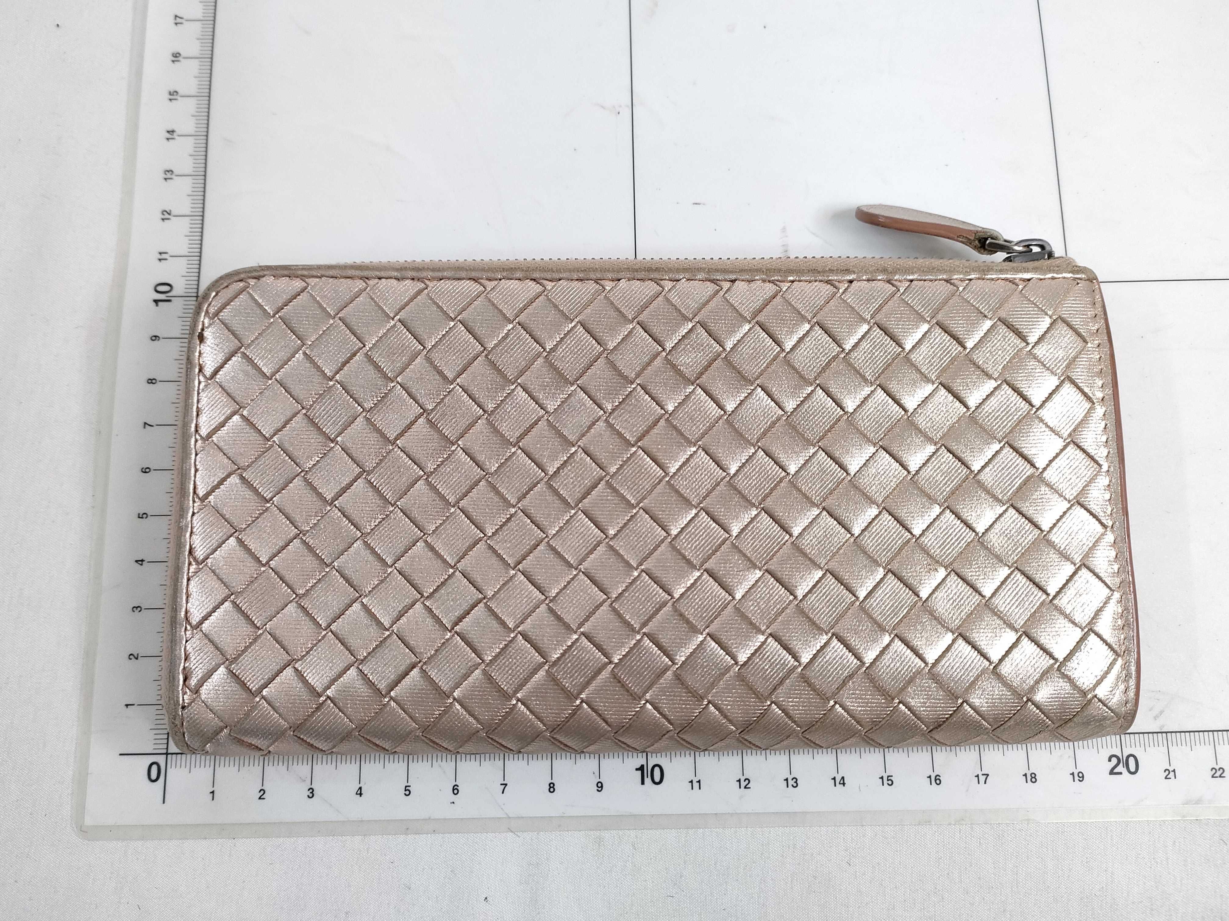Intrecciato / Long Wallet / Leather Wallet — view 2