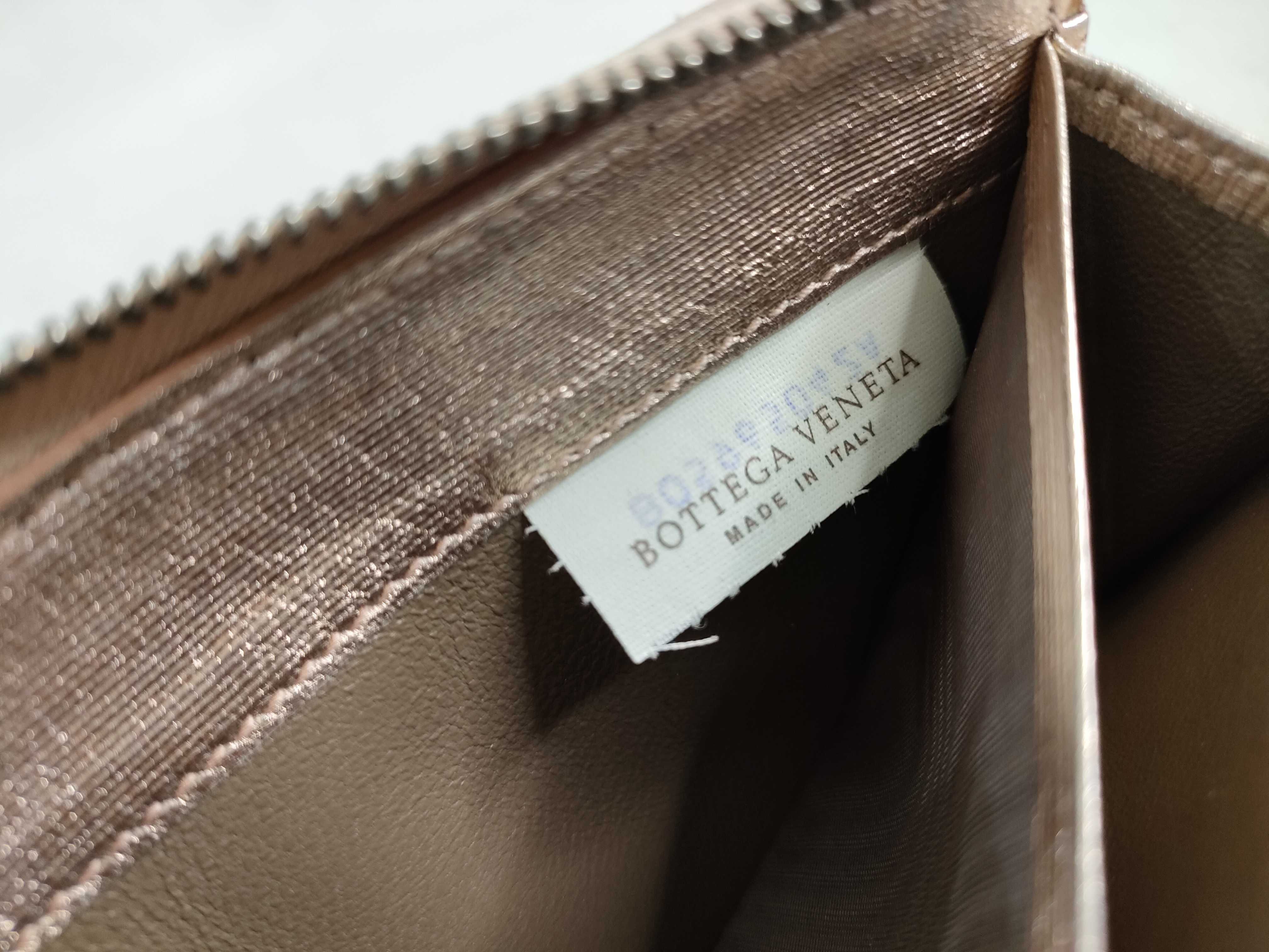 Intrecciato / Long Wallet / Leather Wallet — view 15