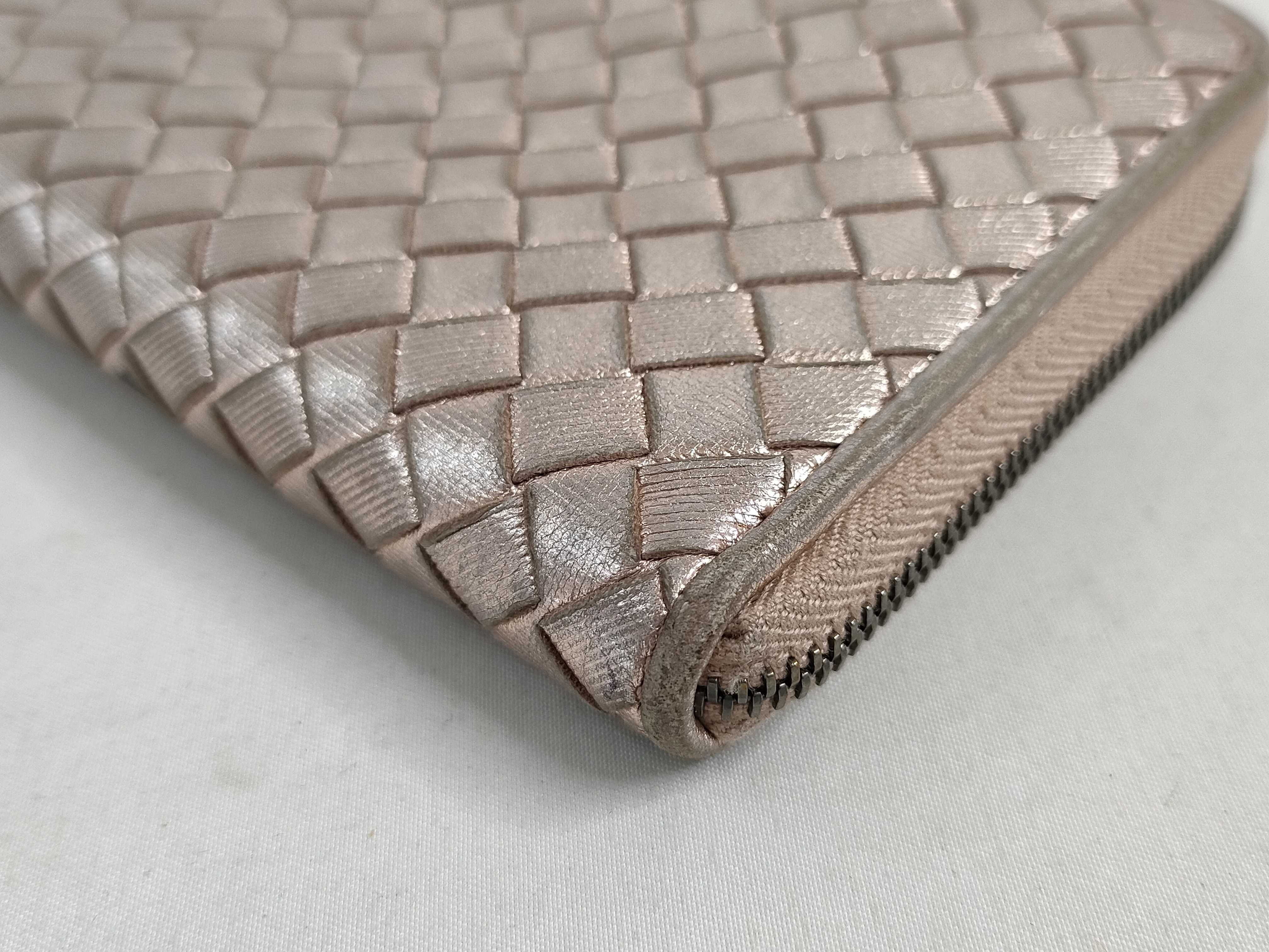 Intrecciato / Long Wallet / Leather Wallet — view 3