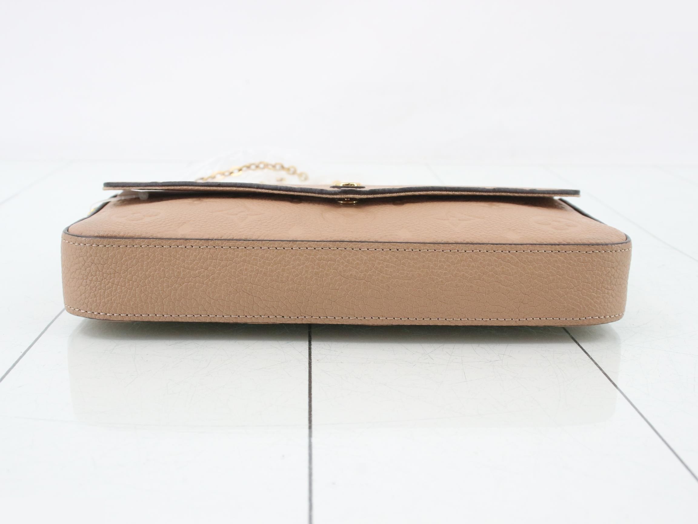 Pouch — view 3
