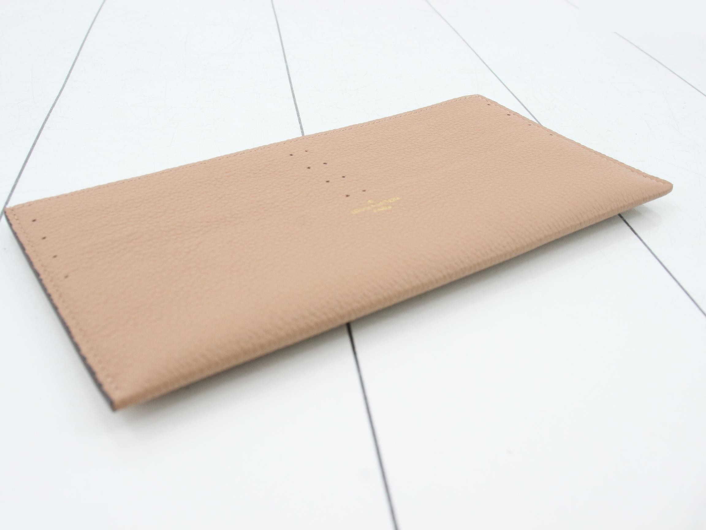 Pouch — view 5