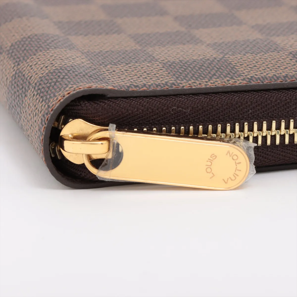 Damier Zippy Wallet N41661 Brown Round Zip Wallet RFID Reaction — view 13