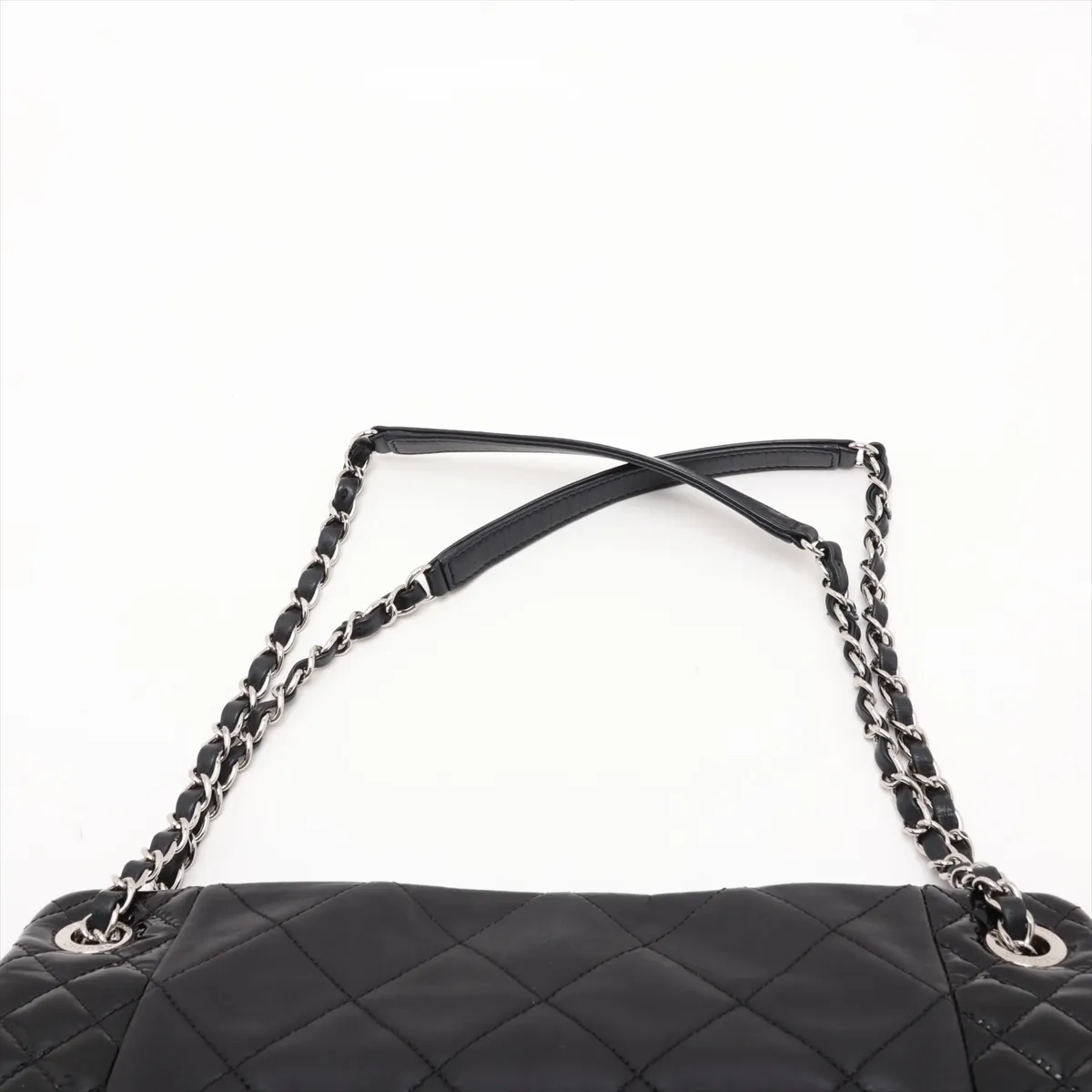 Matelassé Lambskin x Patent Leather Chain Shoulder Bag, Black, Silver Hardware, 19031744, Serial Number 19 — view 6