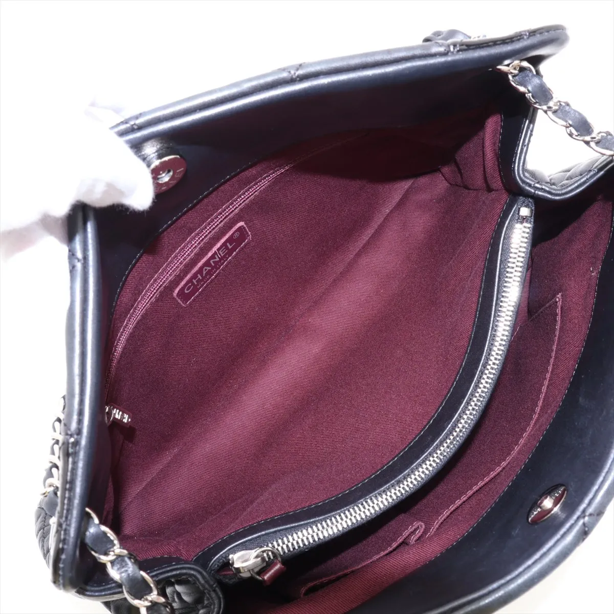 Matelassé Lambskin x Patent Leather Chain Shoulder Bag, Black, Silver Hardware, 19031744, Serial Number 19 — view 7
