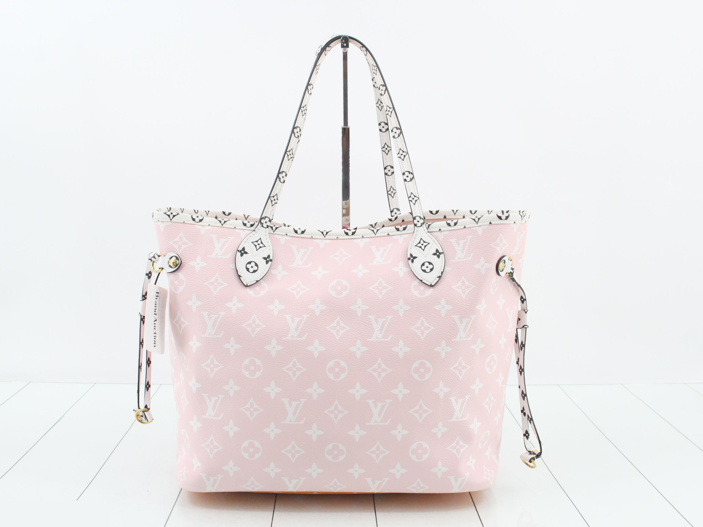 Monogram Giant Neverfull MM Tote Bag with Pouch — view 2
