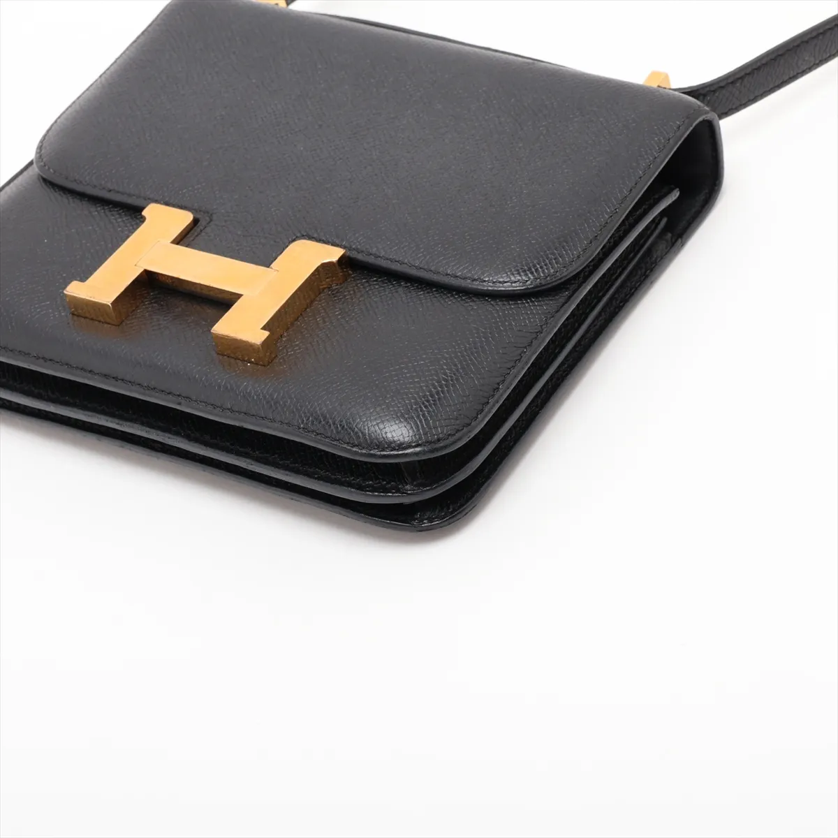 [Individually packaged] Hermes Constance 3 Mini 18, Veau Epsom leather, black, gold hardware, faint engraving. — view 3