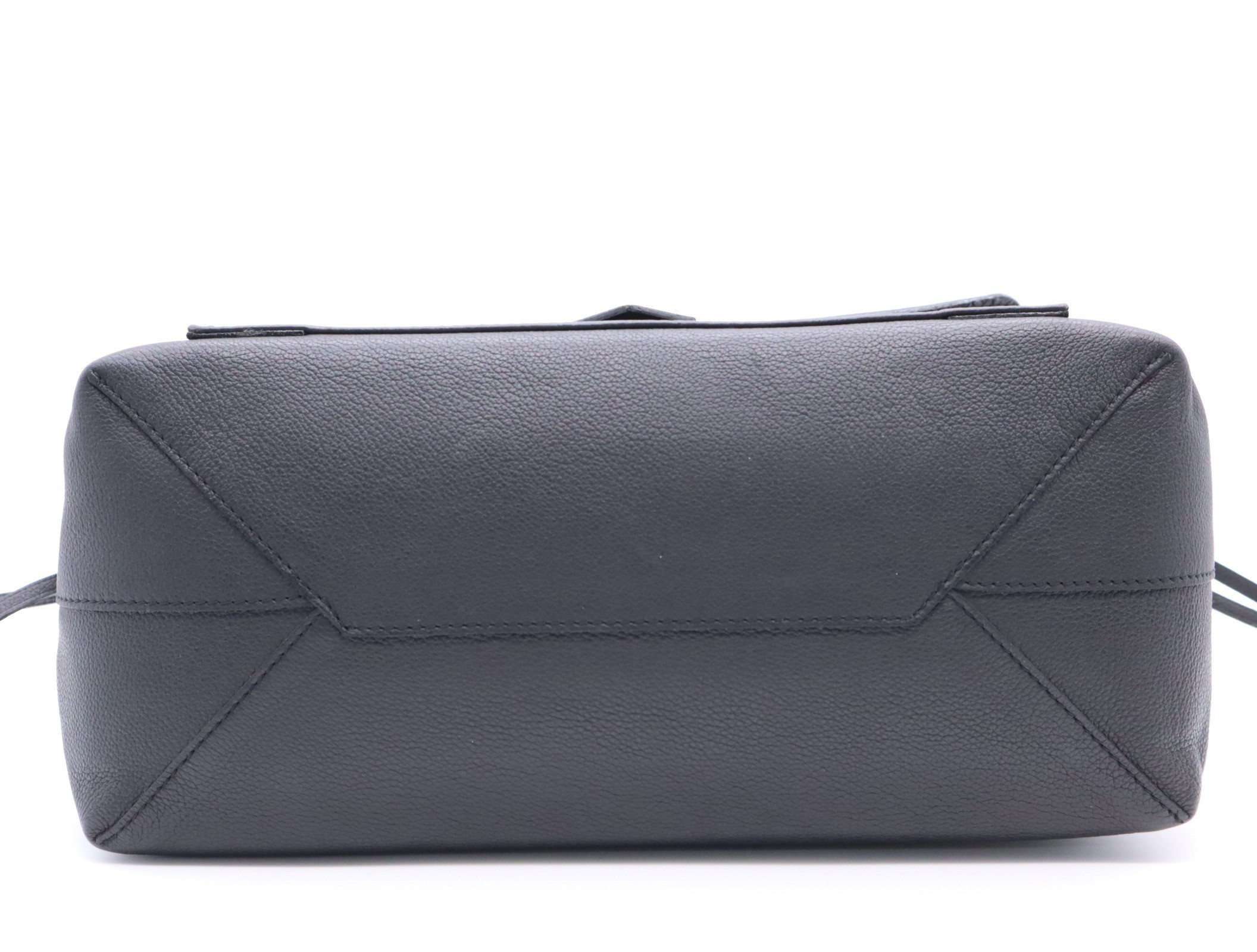 Calf leather Lockme MM Noir — view 4
