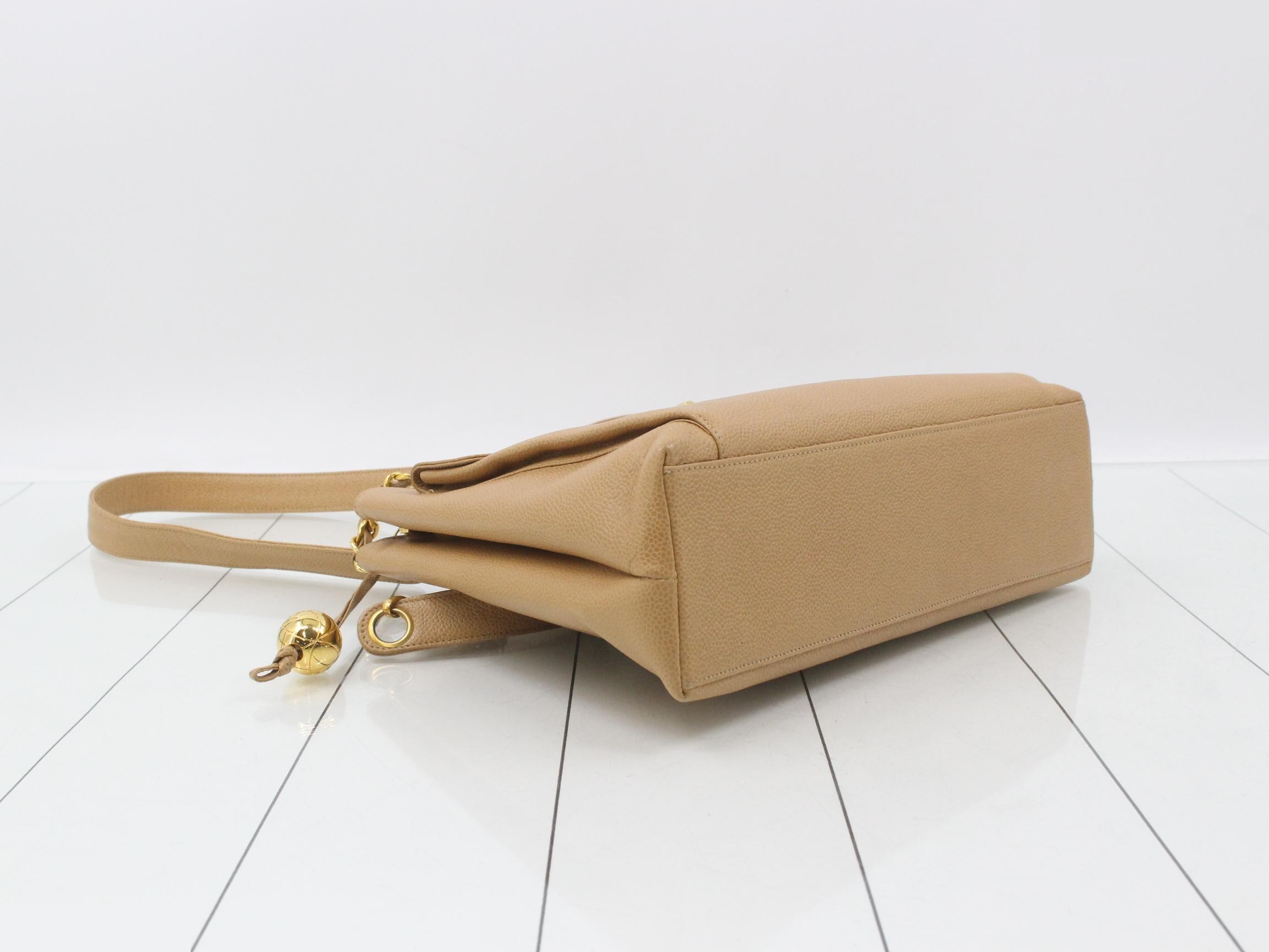 caviar leather chain shoulder bag, beige — view 5