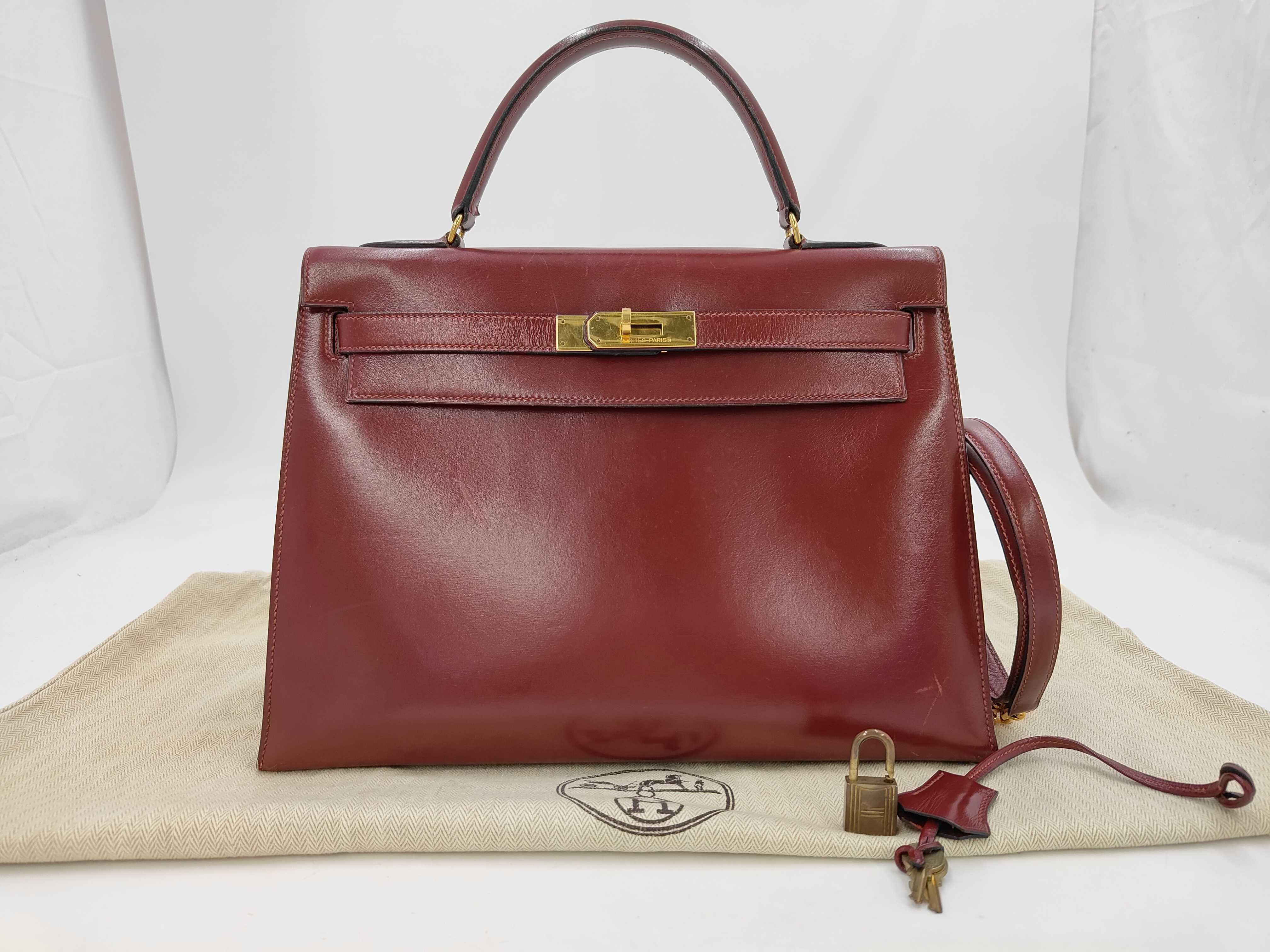 Kelly 32 Box Calf Bordeaux Gold Hardware P Stamp ST Tote Bag