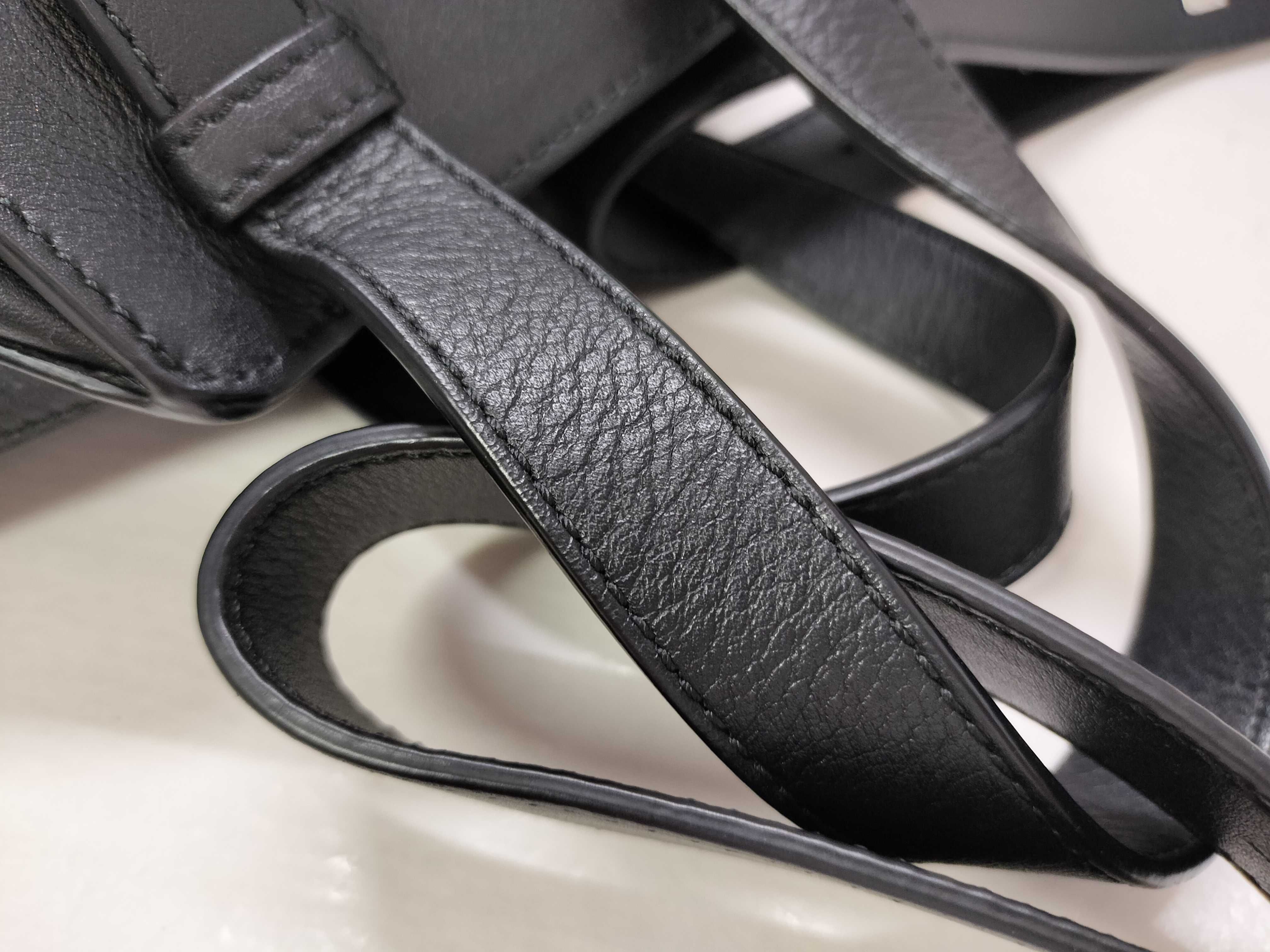 Hammock Small 2-way Bag Shoulder Bag — view 4