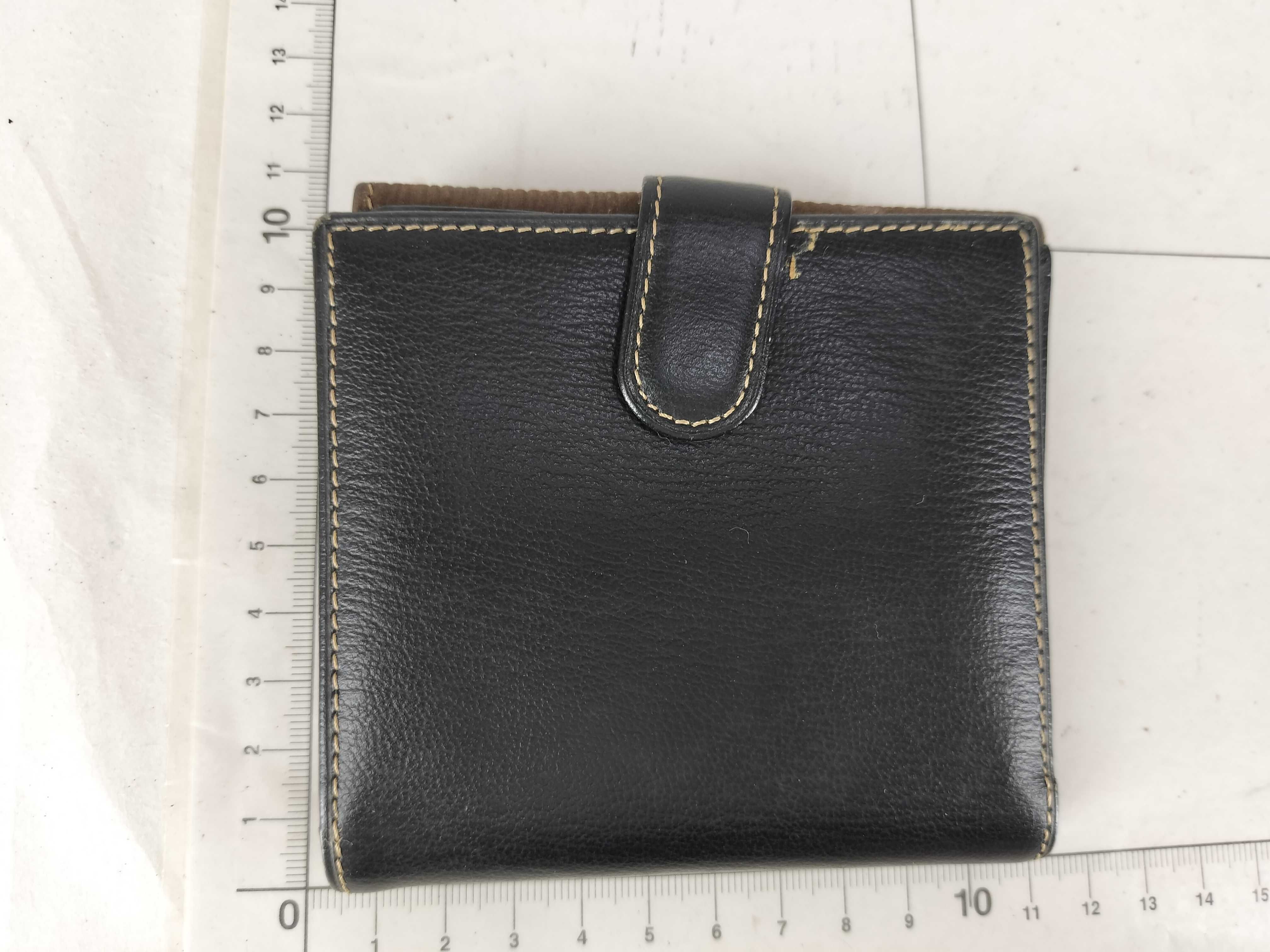 wallet — view 2