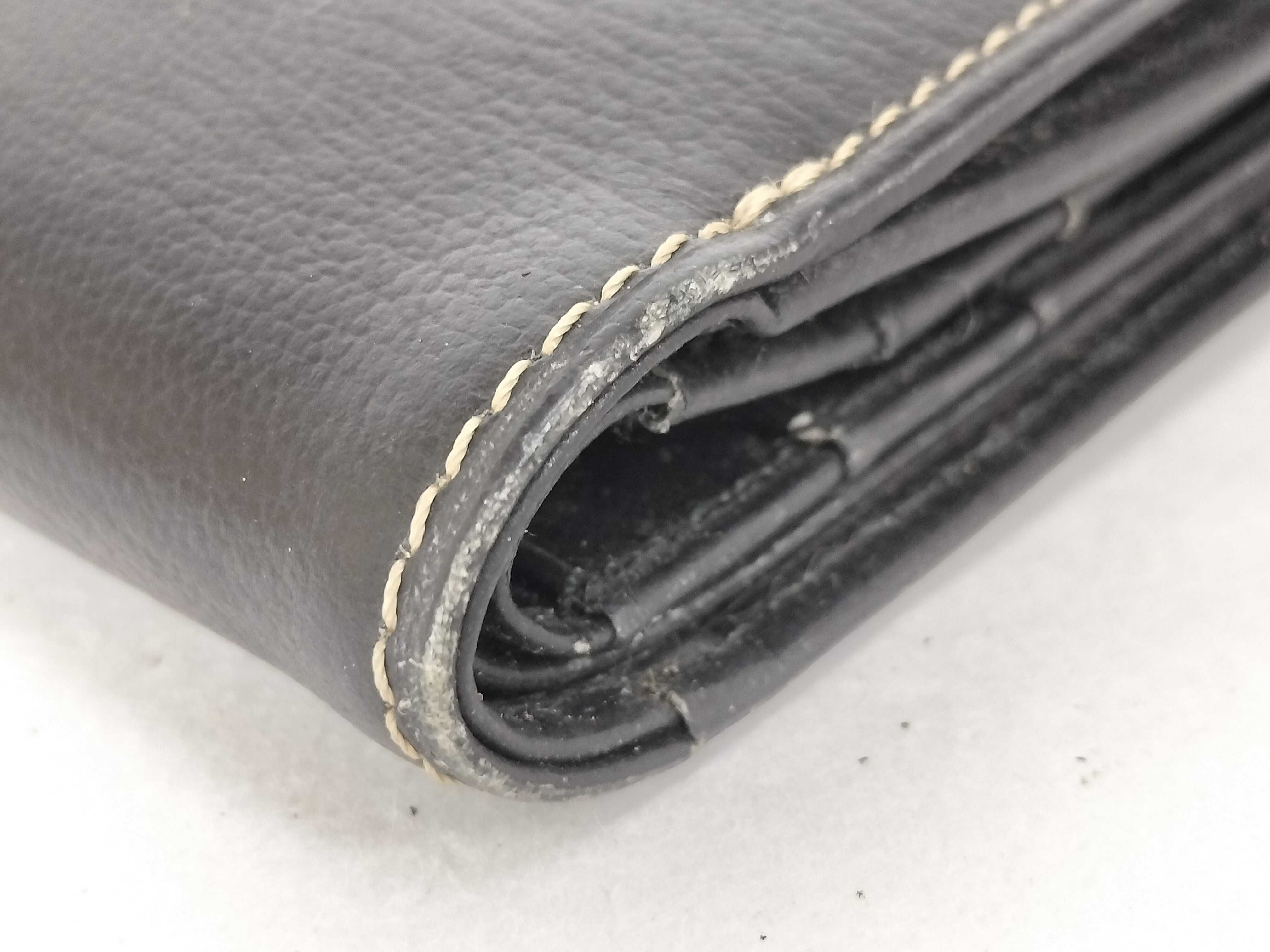 wallet — view 4
