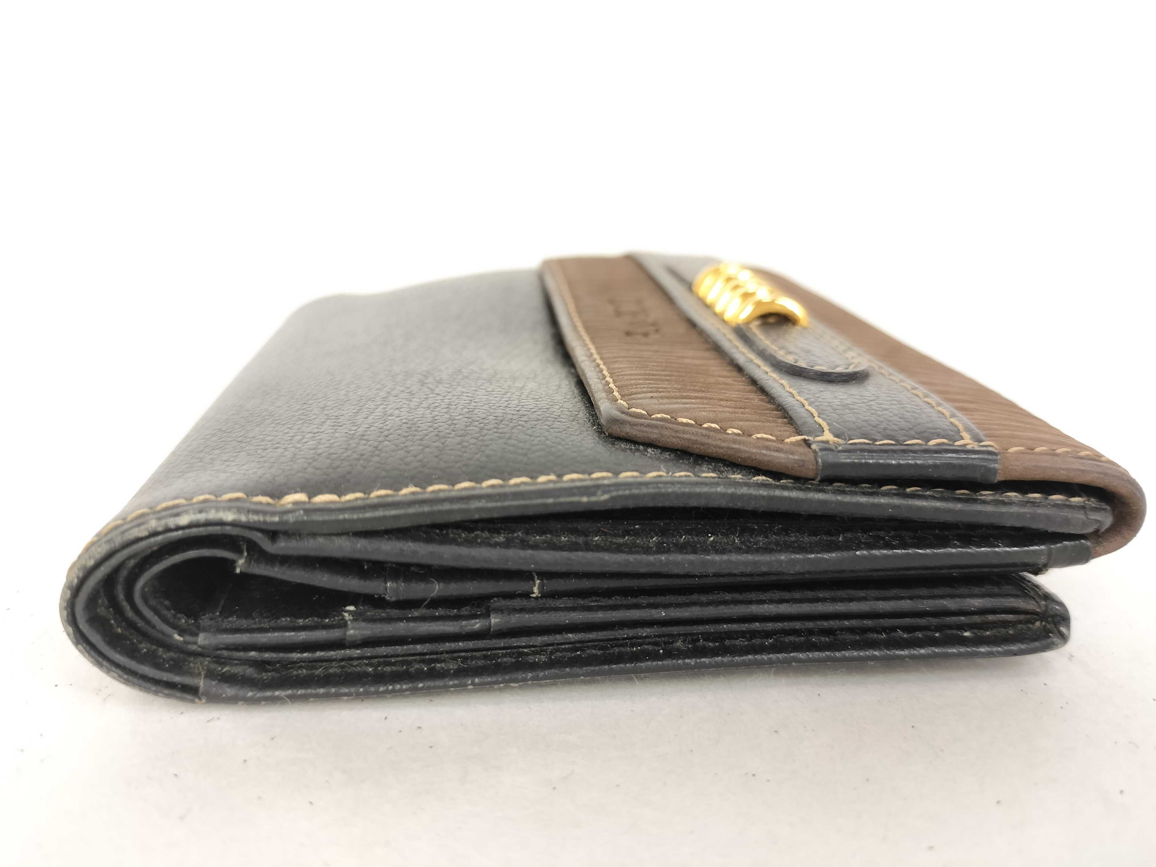 wallet — view 5