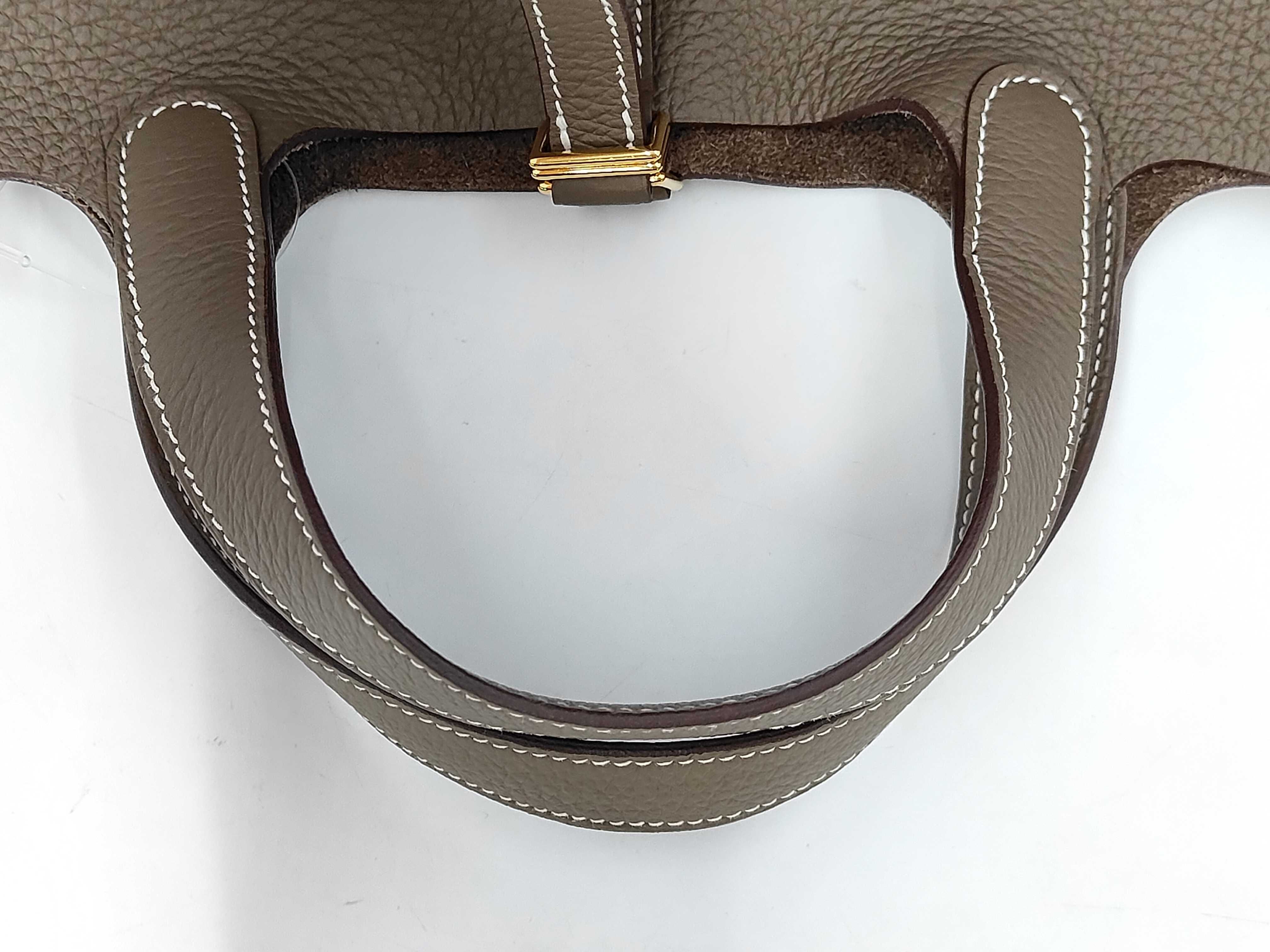 Picotin Lock PM Etoupe Gold Hardware B Stamp Handbag — view 7