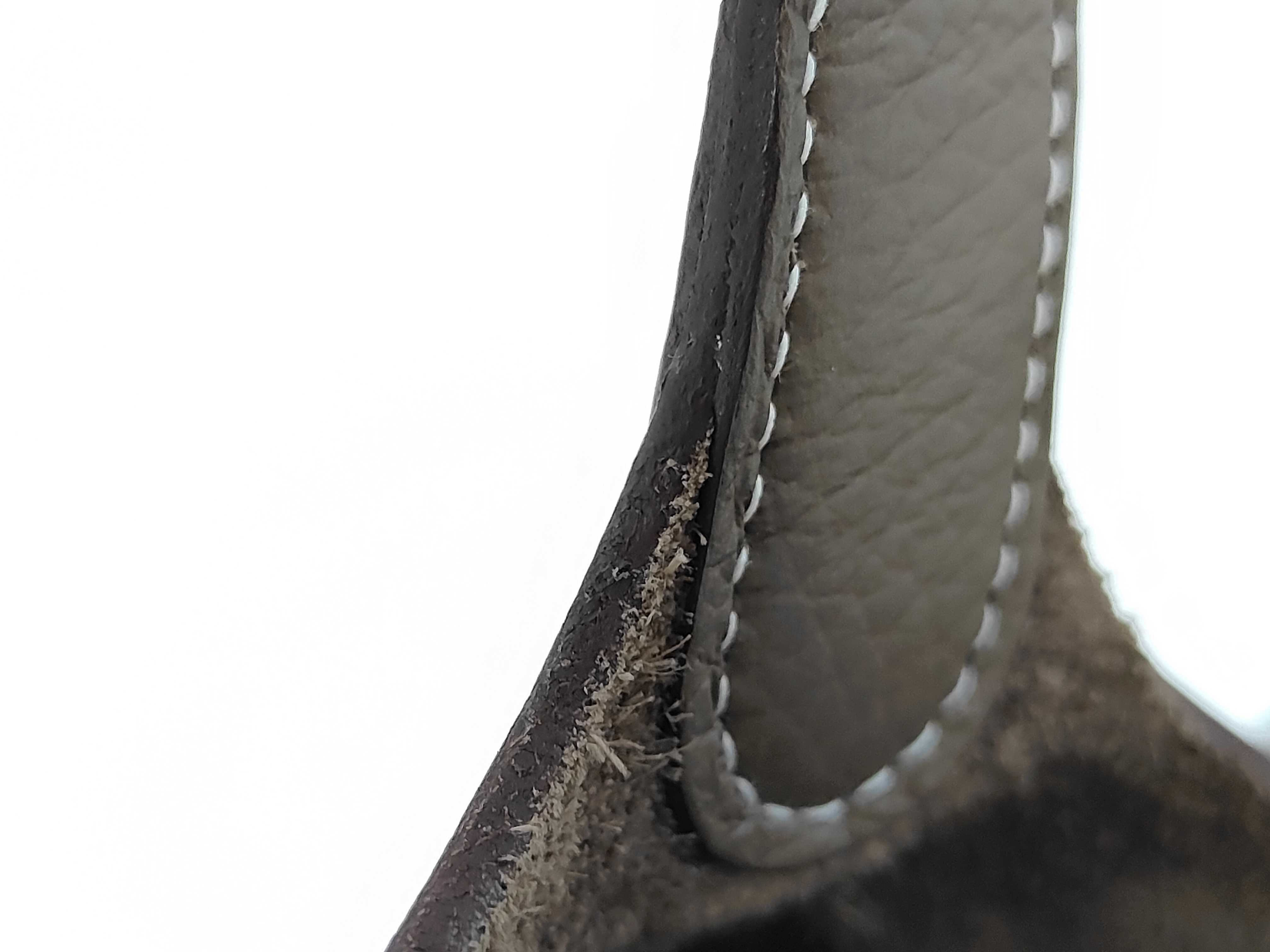 Picotin Lock PM Etoupe Gold Hardware B Stamp Handbag — view 9