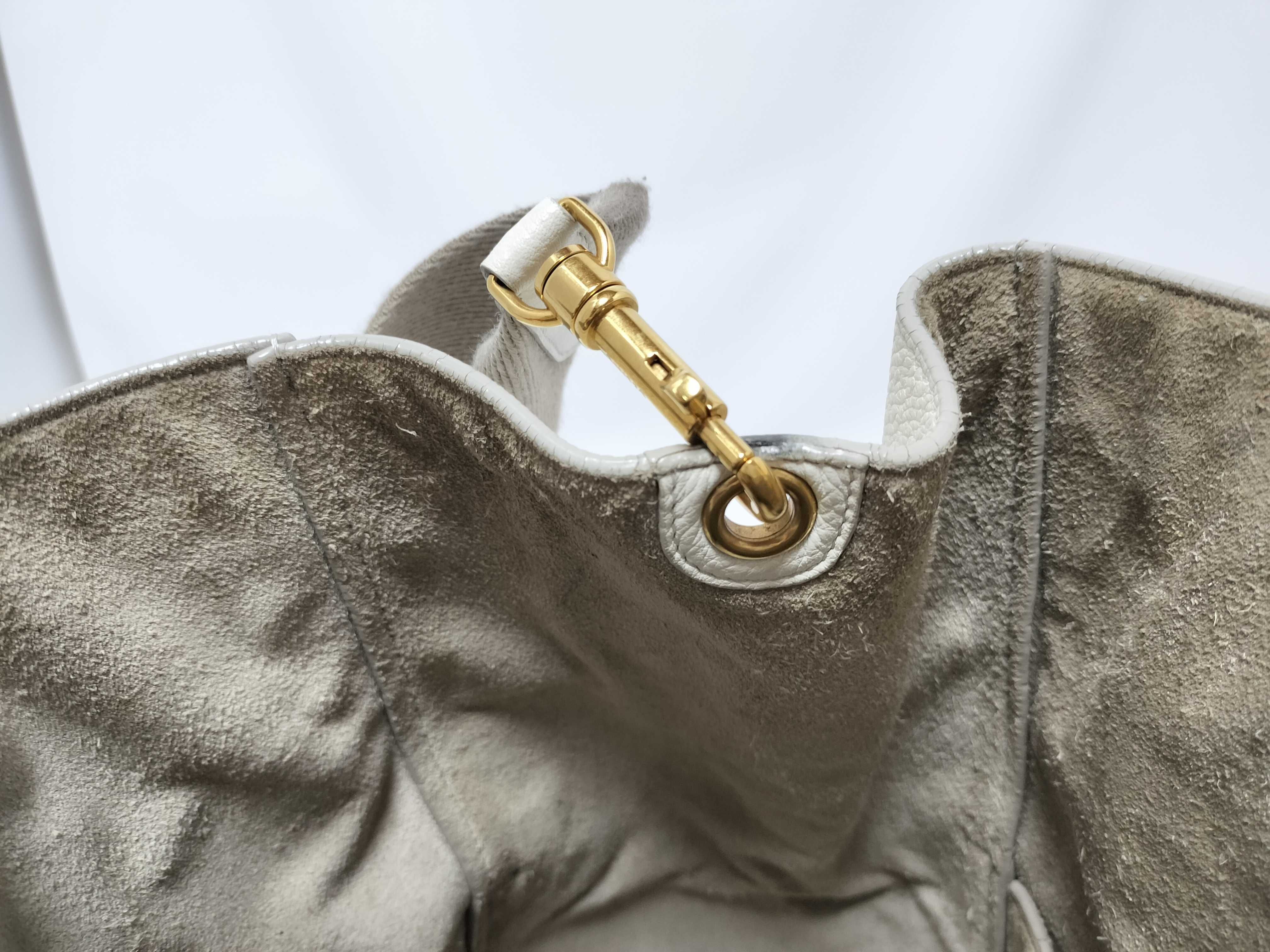 Sangle Basket Shoulder Bag — view 13