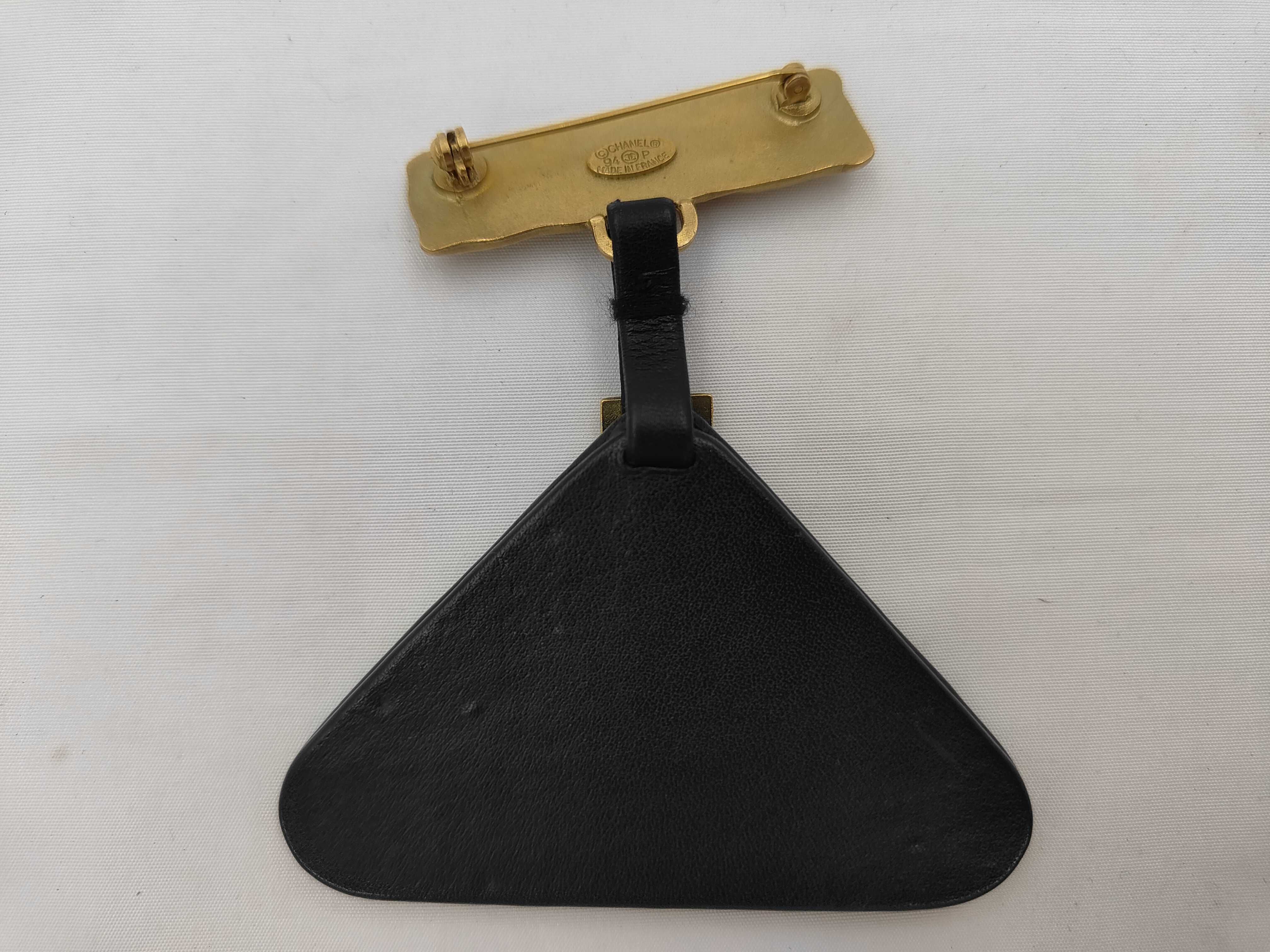 94P triangle brooch — view 2