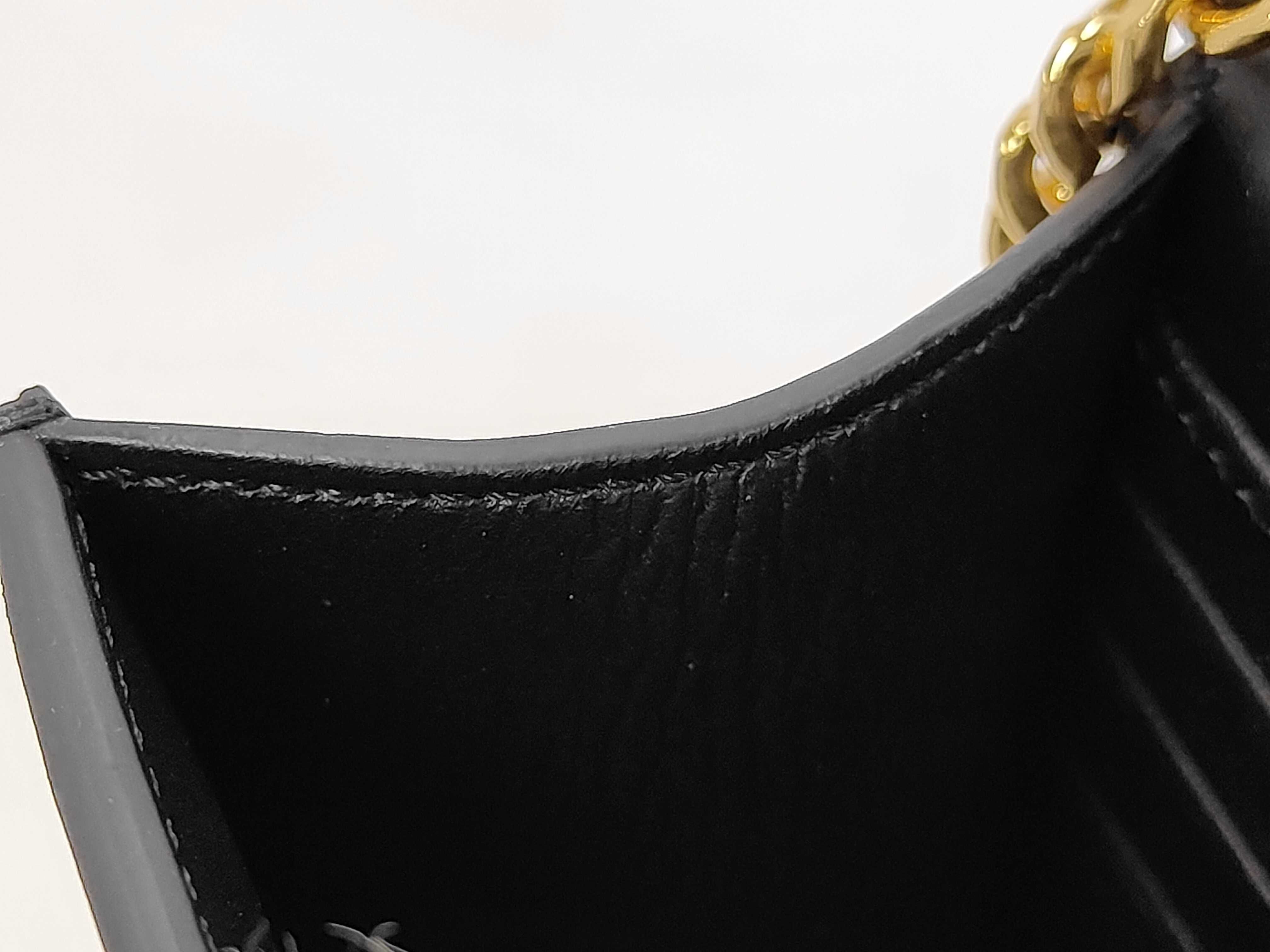 Triomphe Chain Shoulder Bag — view 12